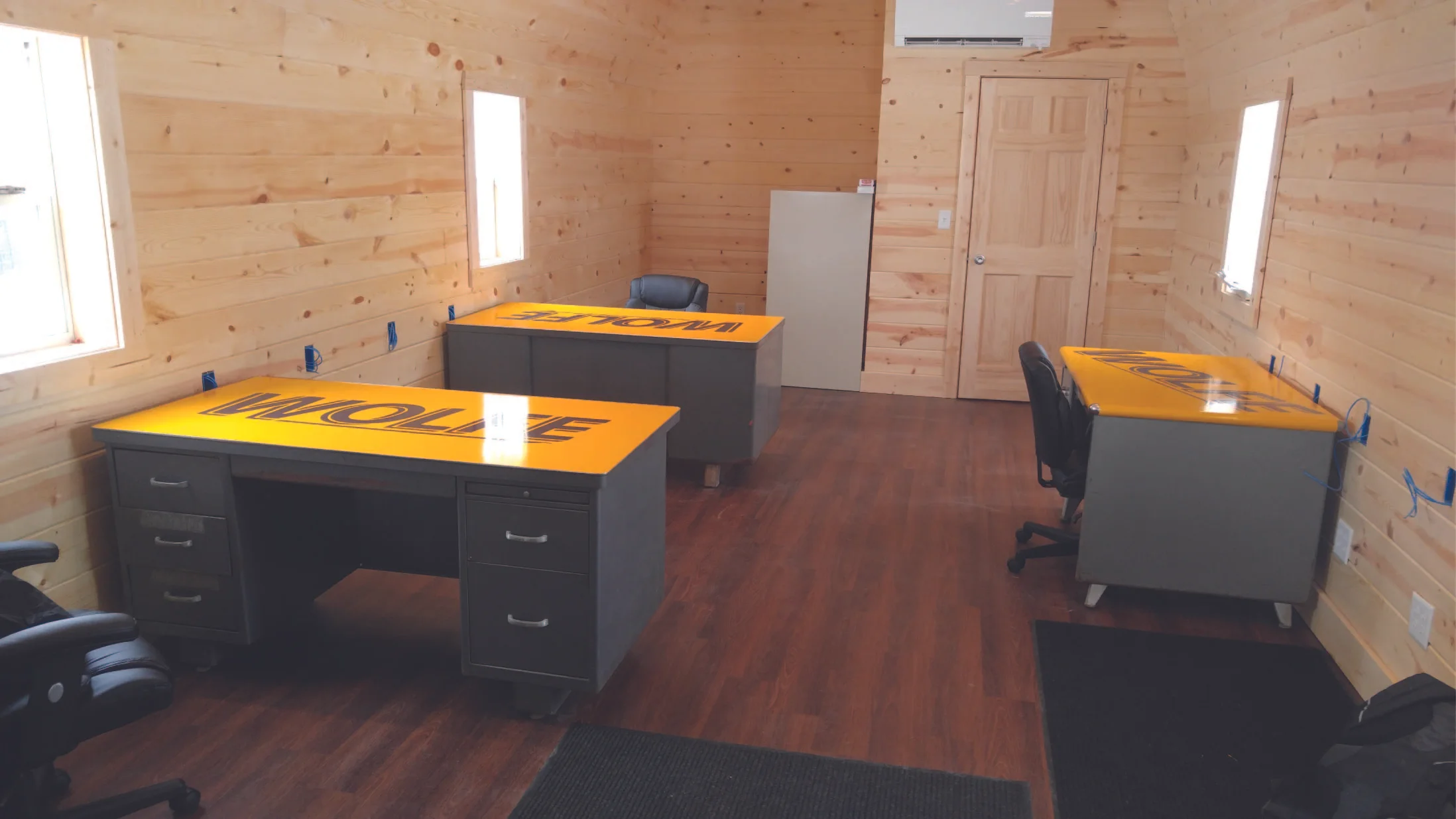 Desk 1 - Wolfe House Movers North Manchester Indiana House Moving Company JPG.jpg