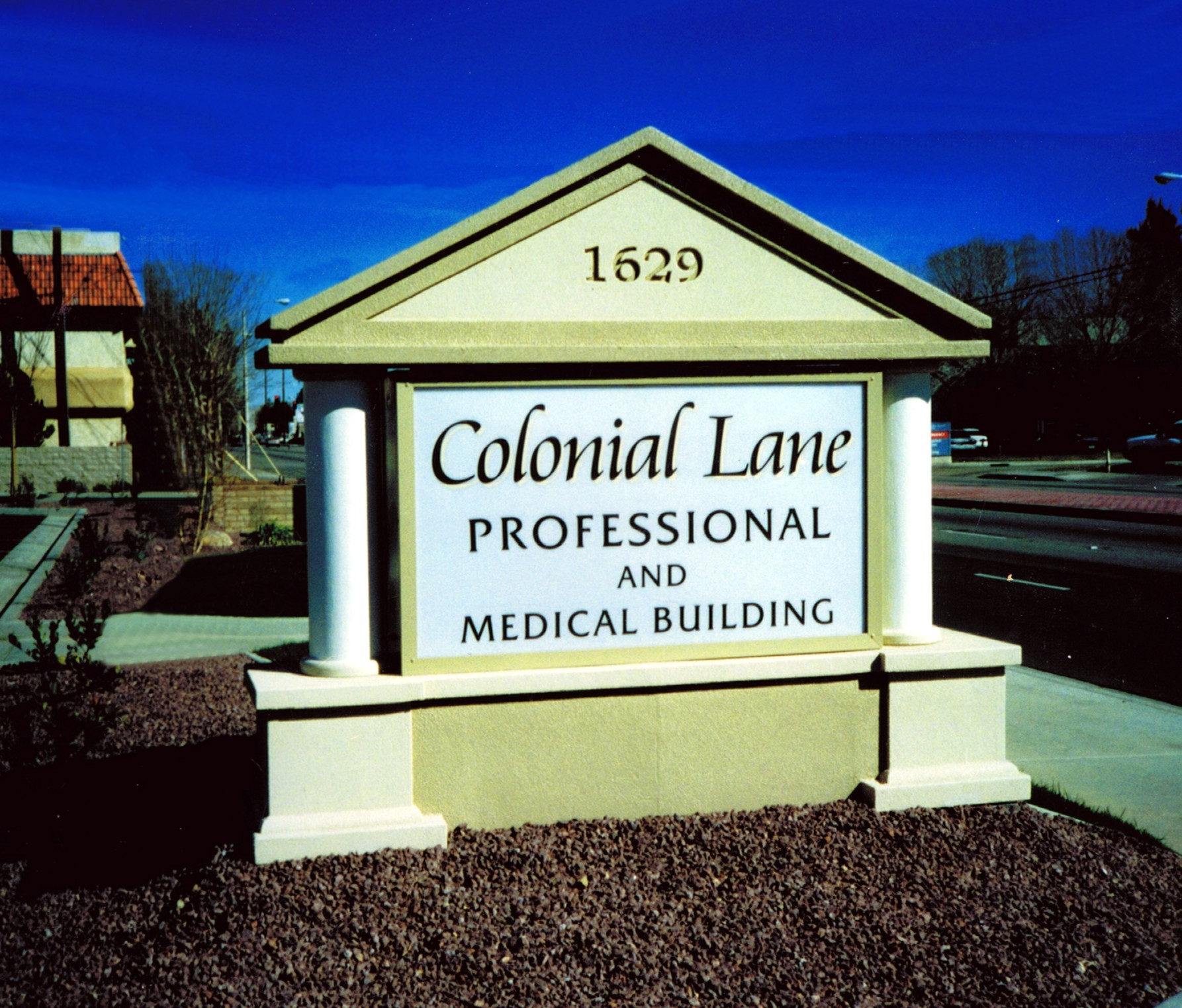 Colonial Lane.jpg