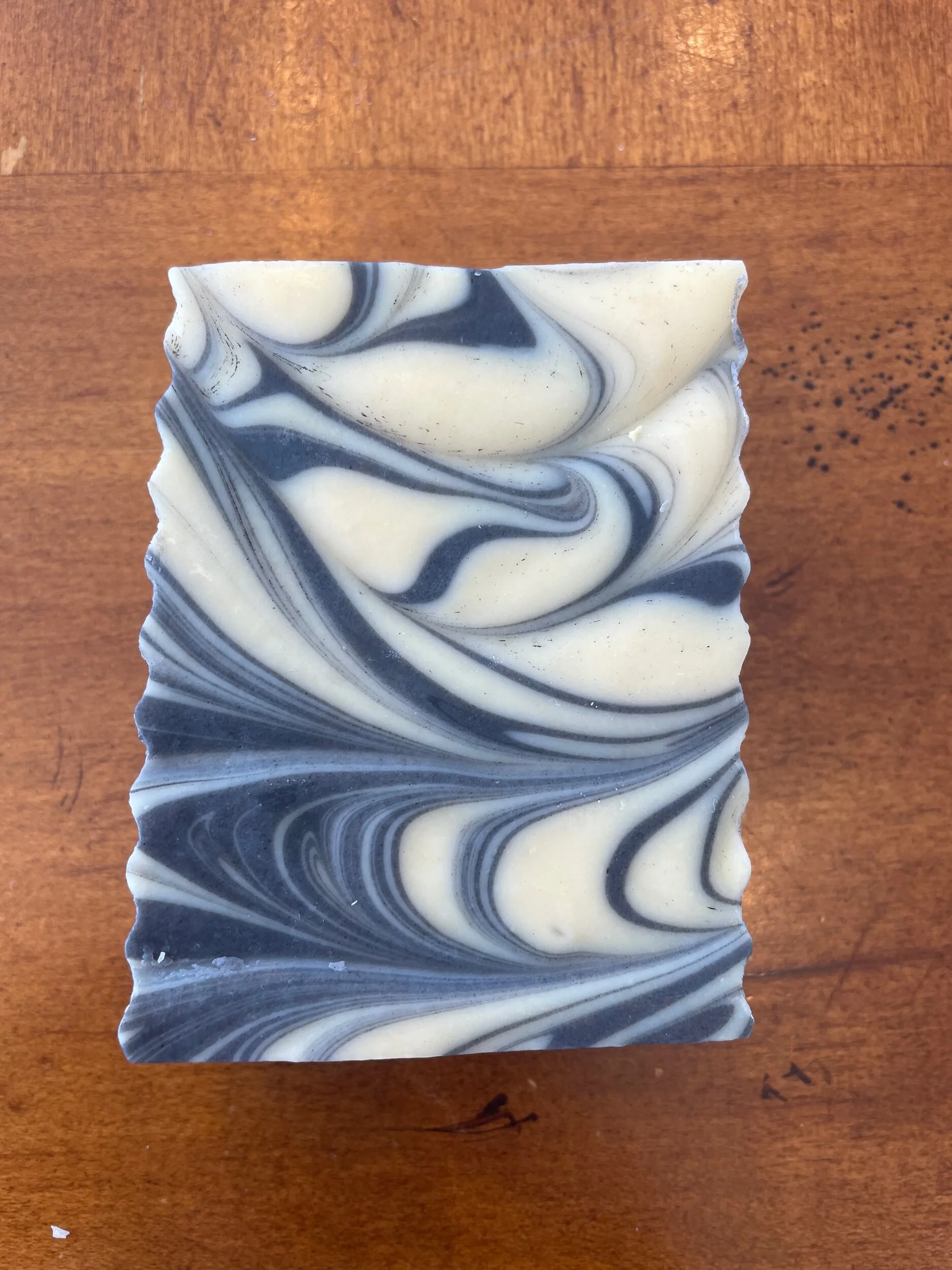 B9ADA5F7-D1F4-4AF5-8215-09EC2B66CF3D