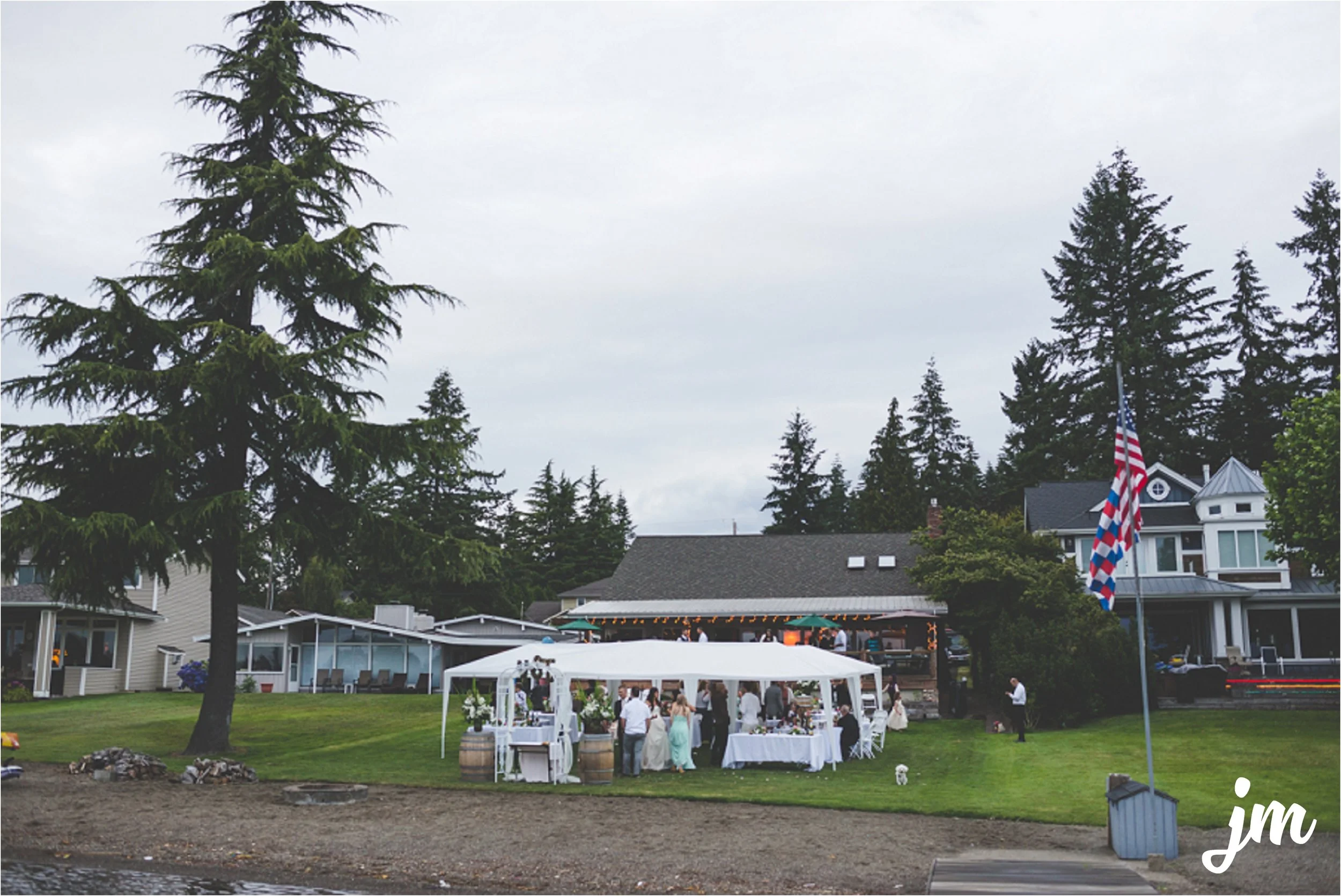 jannicka-mayte-intimate-backyard-lake-wedding-kent-wa-pacific-northwest-wedding-photographer_0066.jpg