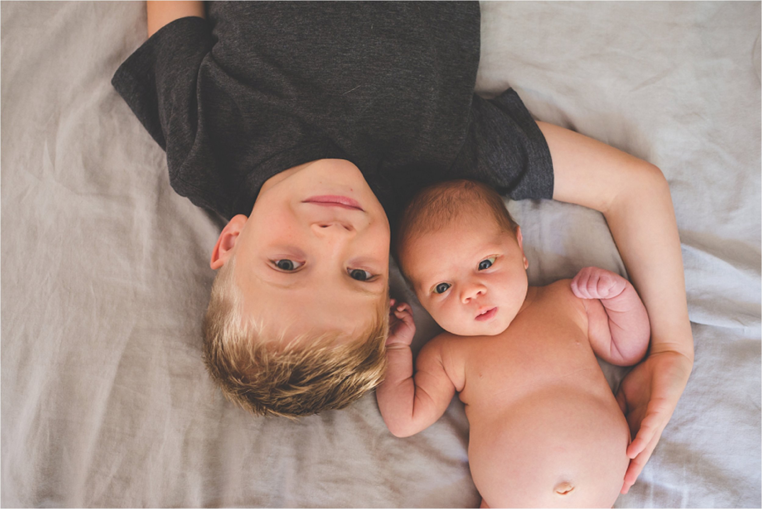 jannicka-mayte-olympia-wa-inhome-newborn-family-session-pacific-northwest-lifestyle-photographer_0016.jpg