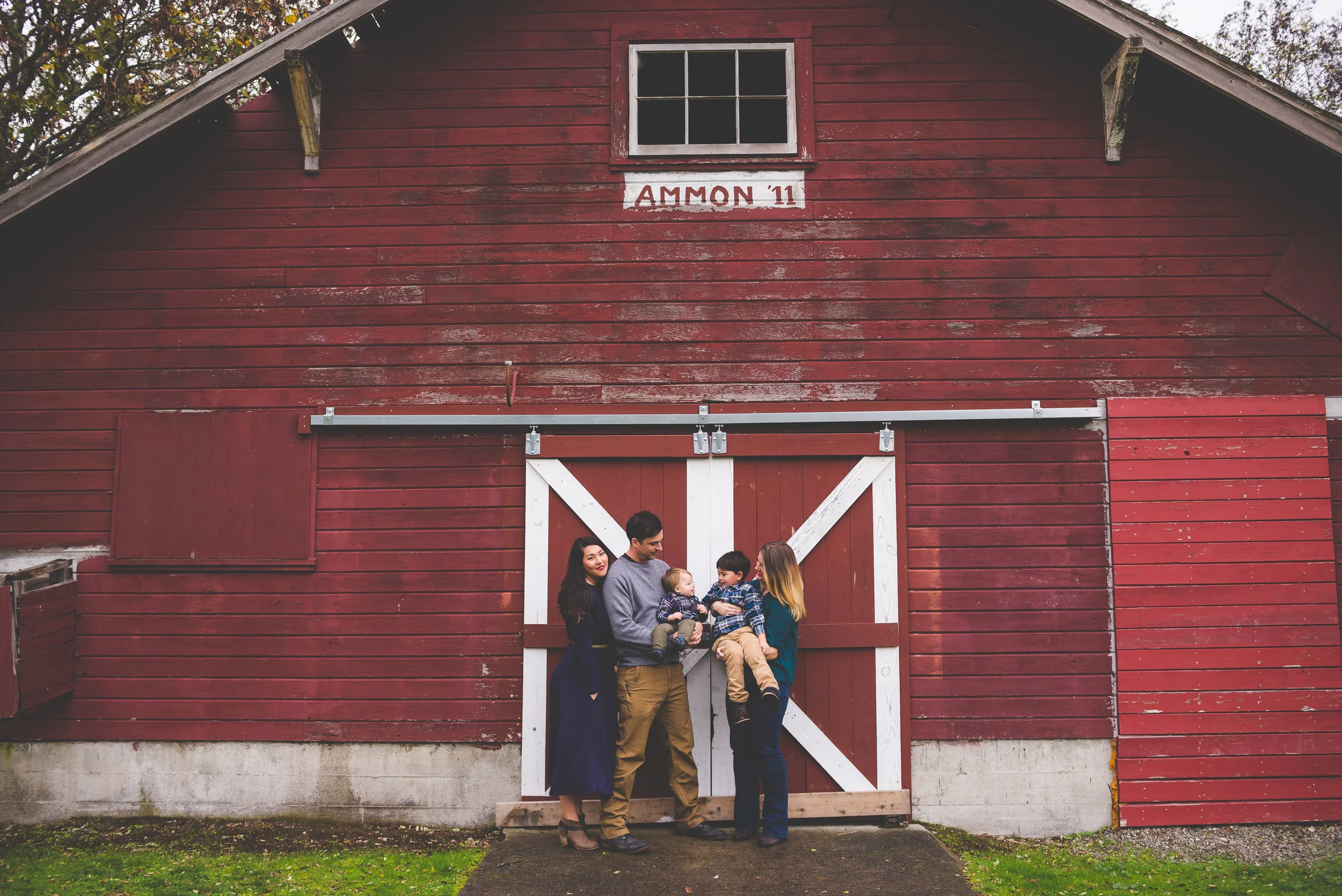 Silver | Fort Steilacoom Park Family Session