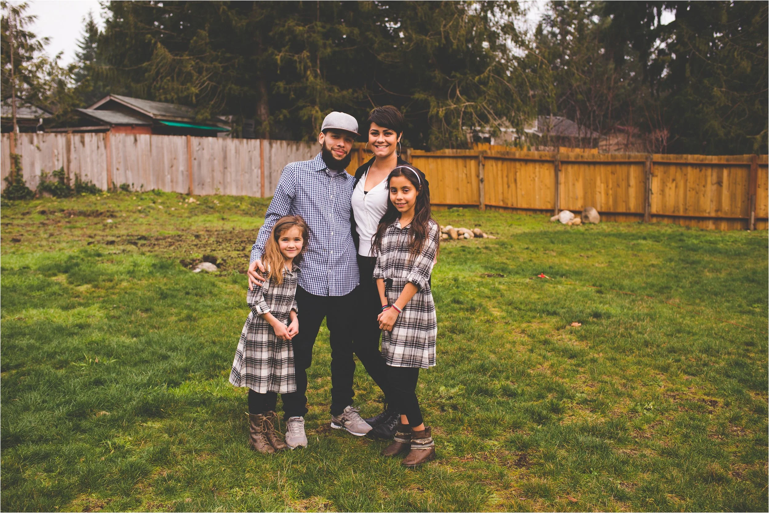 christmas-family-session-jannicka-mayte-pacific-northwest-lifestyle-photographer_0006.jpg