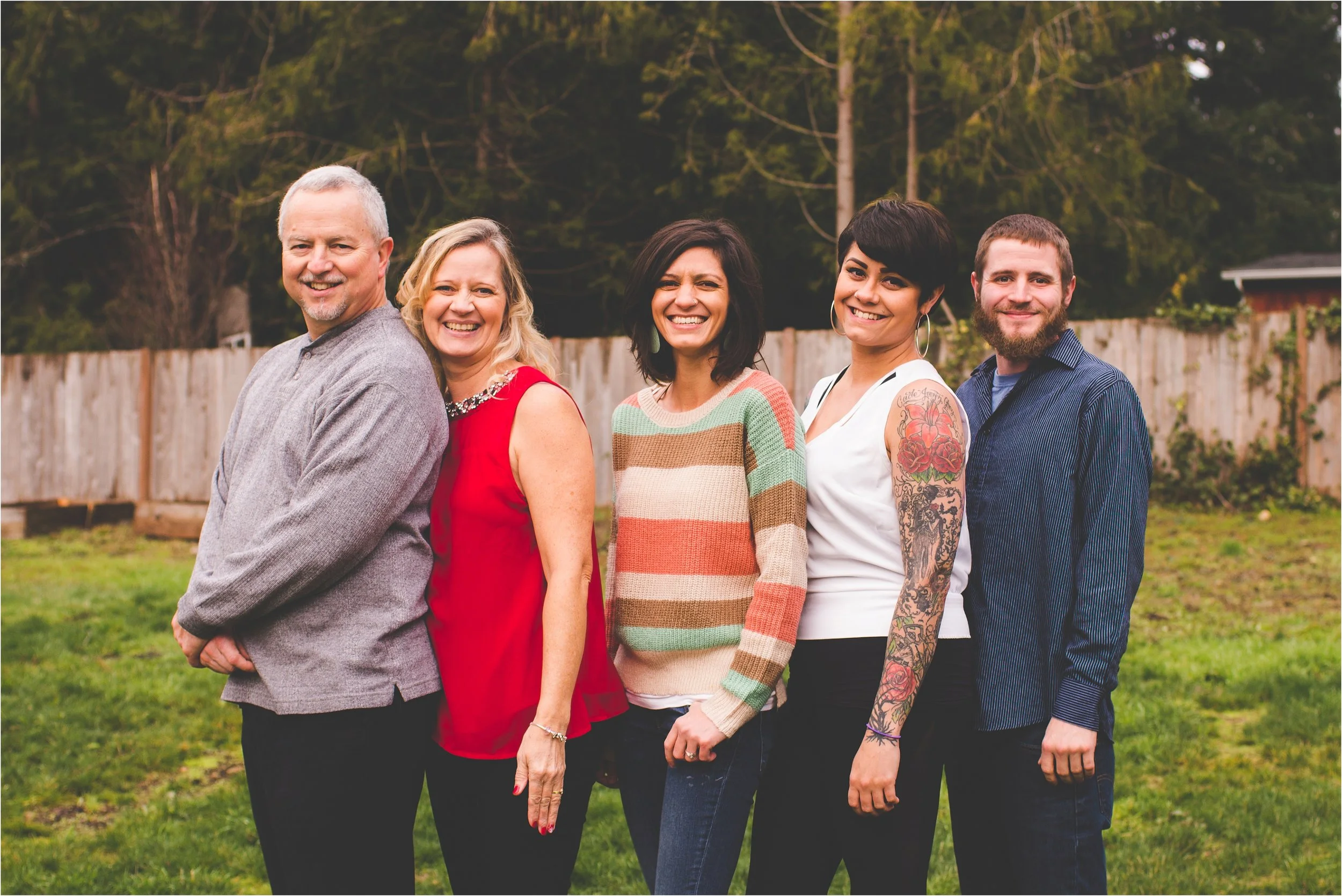 christmas-family-session-jannicka-mayte-pacific-northwest-lifestyle-photographer_0012.jpg