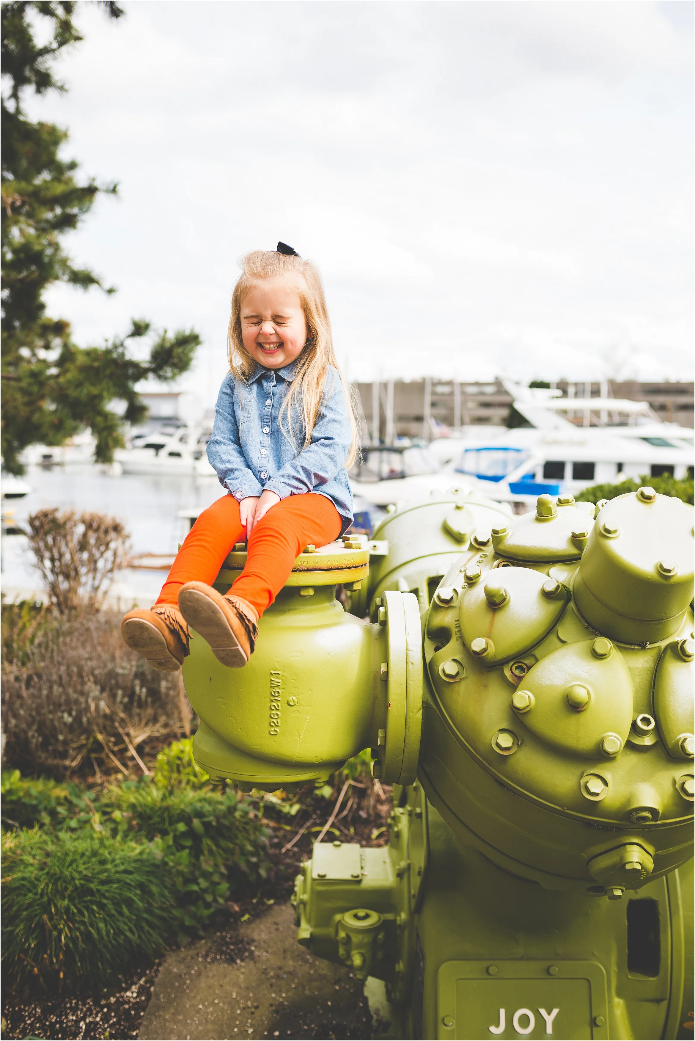 museum-of-glass-tacoma-wa-family-session-jannicka-mayte-tacoma-family-photographer_0028.jpg