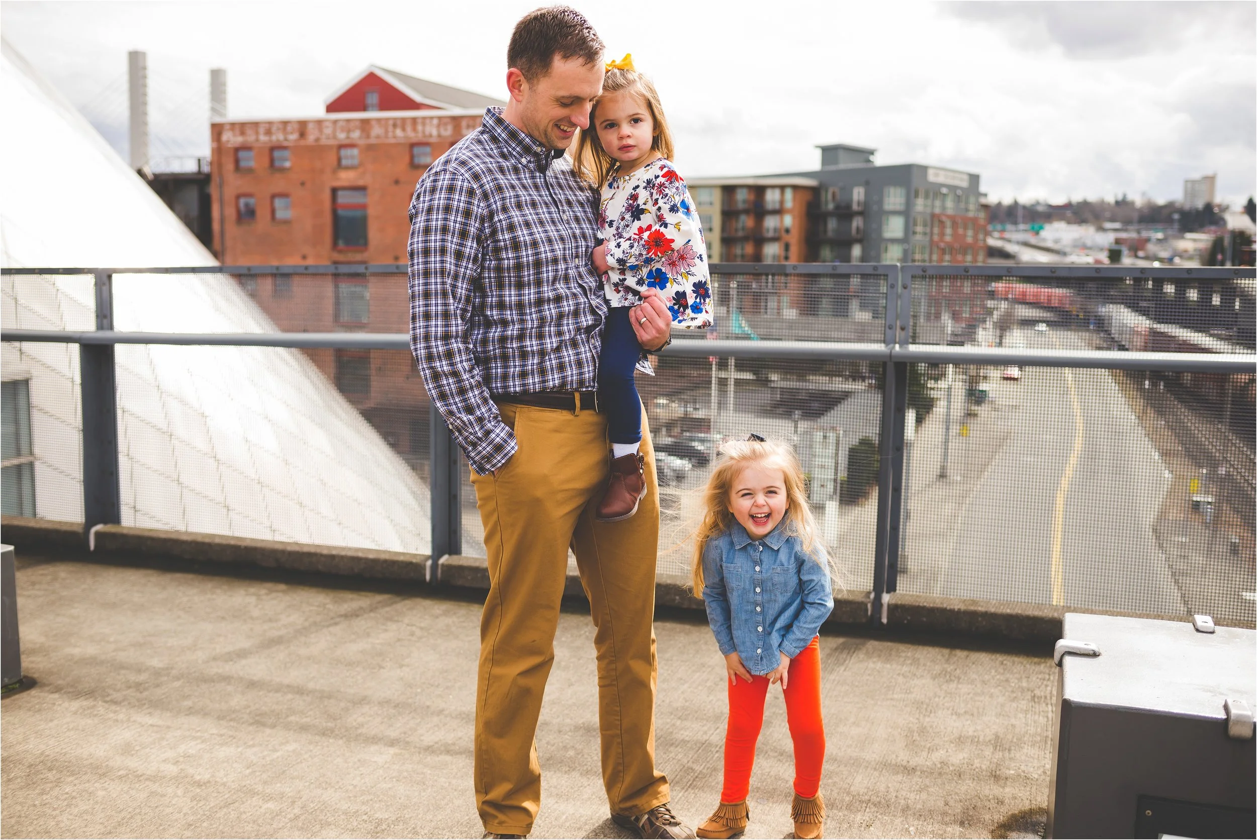museum-of-glass-tacoma-wa-family-session-jannicka-mayte-tacoma-family-photographer_0042.jpg