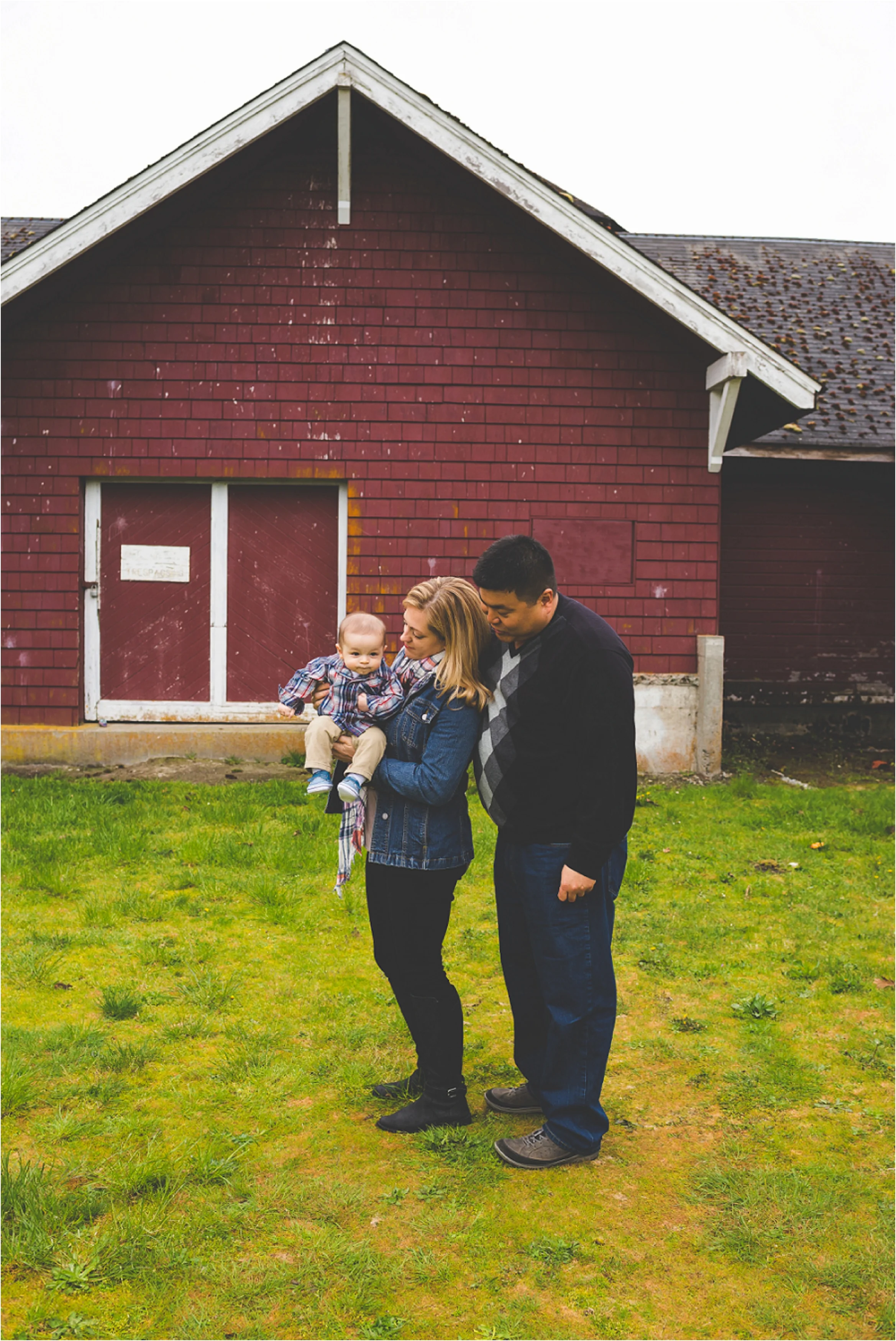 fort-steilacoom-park-extended-family-session-jannicka-mayte-anchorage-alaska-seattle-washington-family-photographer_0005.jpg