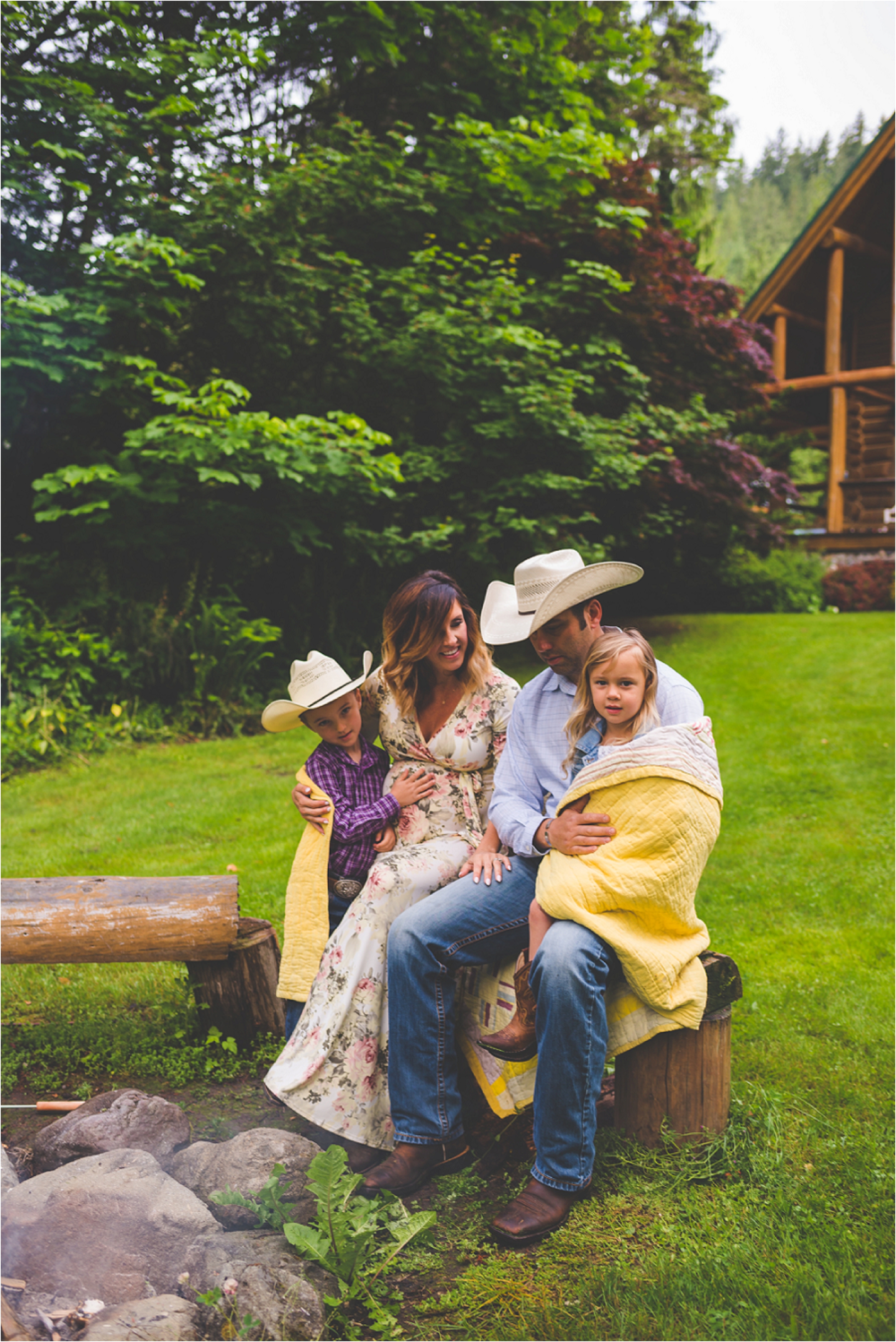 mount-rainier-family-session-jannicka-mayte-anchorage-alaska-seattle-washington-family-photographer_0010.jpg