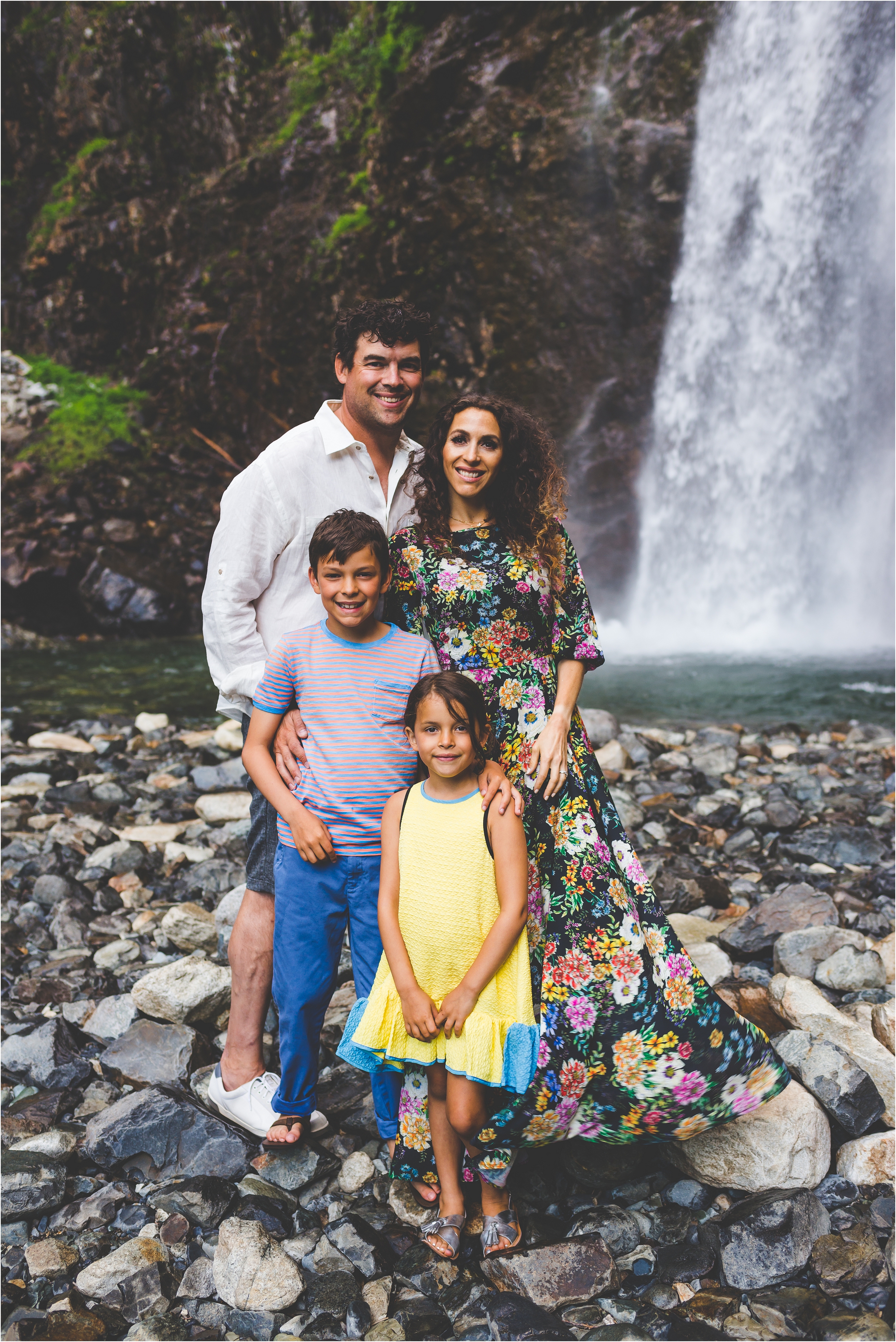 franklin-falls-family-session-jannicka-mayte-anchorage-alaska-family-photographer_0013.jpg