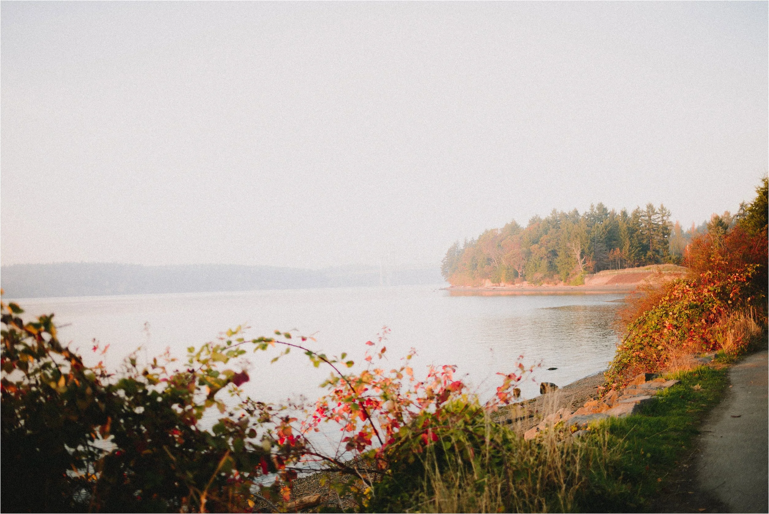 titlow-beach-park-engagement-session-jannicka-mayte-anchorage-alaska-wedding-photographer_0022.jpg