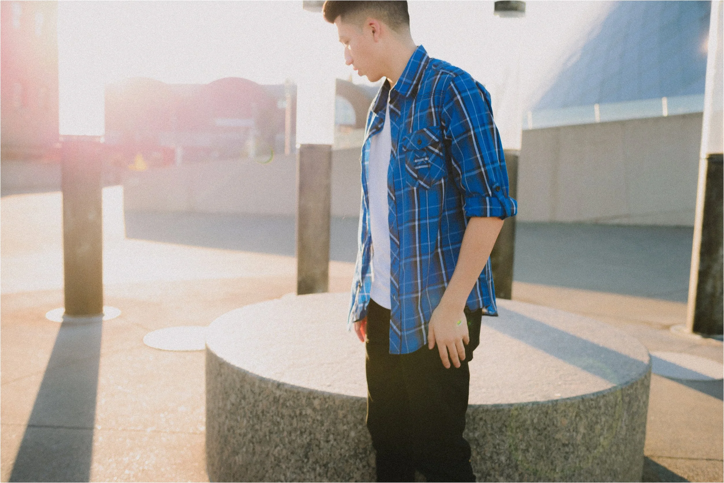 museum-of-glass-tacoma-washington-high-school-senior-session-jannicka-mayte-anchorage-alaska-senior-photographer_0007.jpg