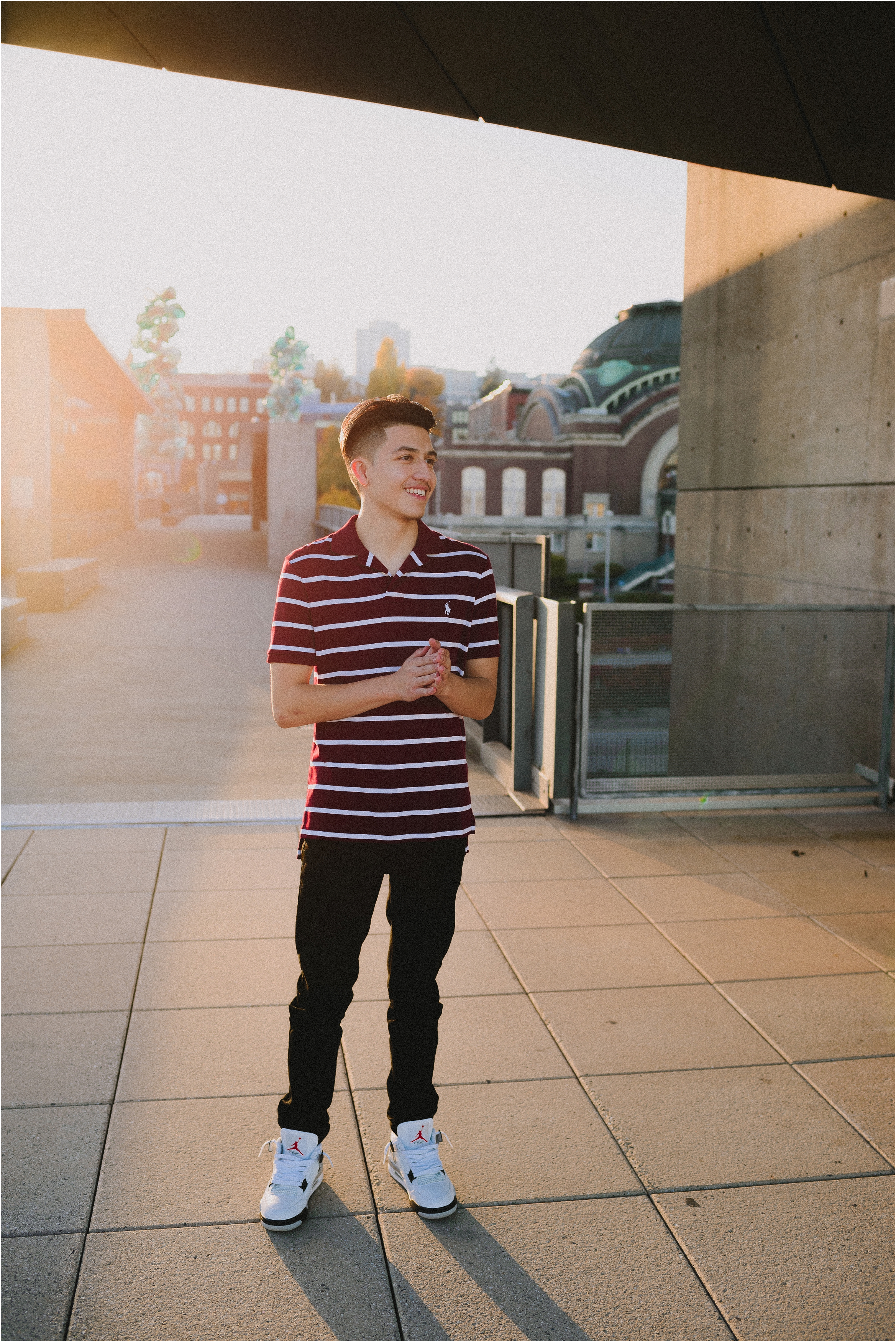 museum-of-glass-tacoma-washington-high-school-senior-session-jannicka-mayte-anchorage-alaska-senior-photographer_0037.jpg