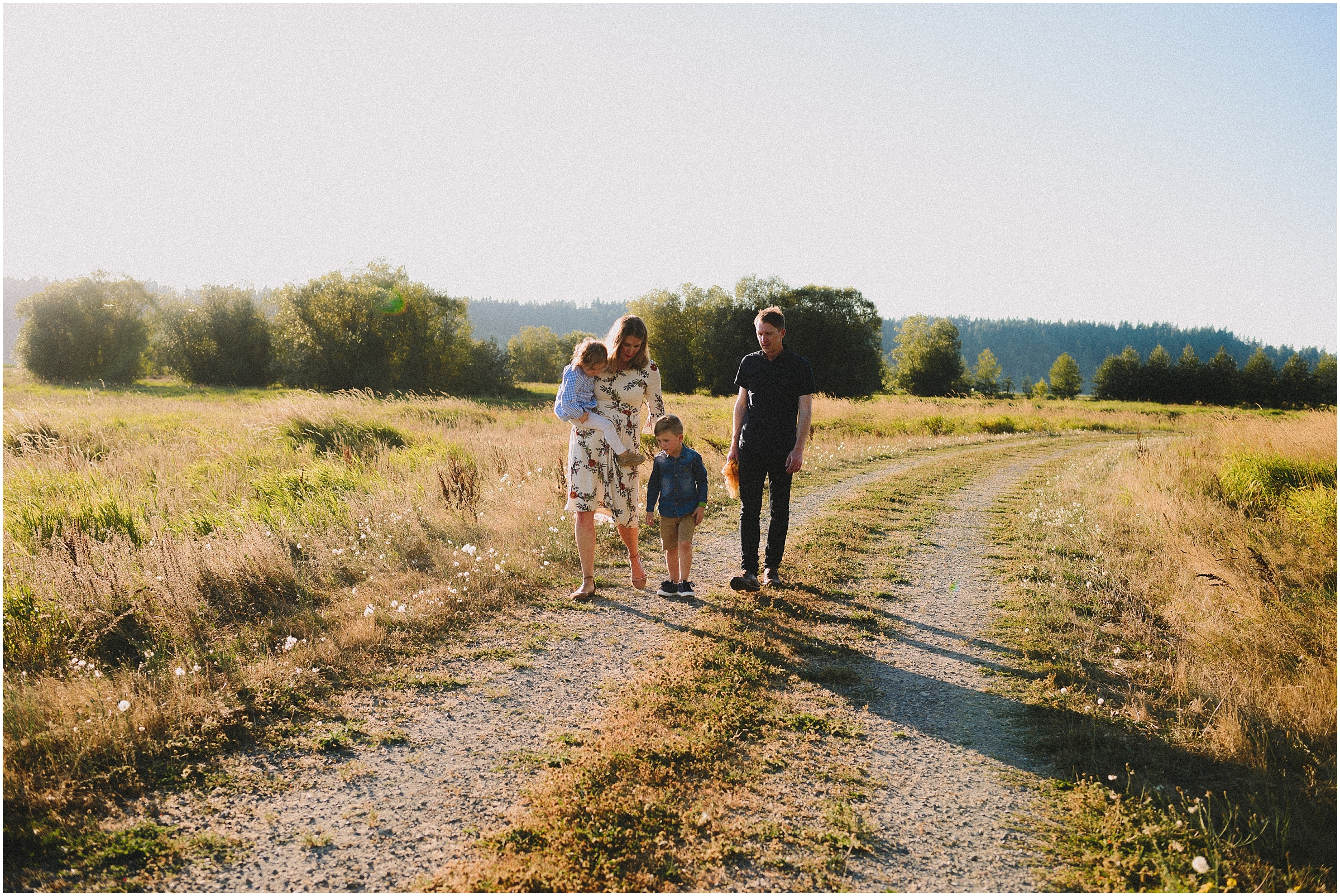 way-up-north-photography-alaska-family-photographer-nisqually-wildlife-refuge-olympia-washington-family-session_0042.jpg