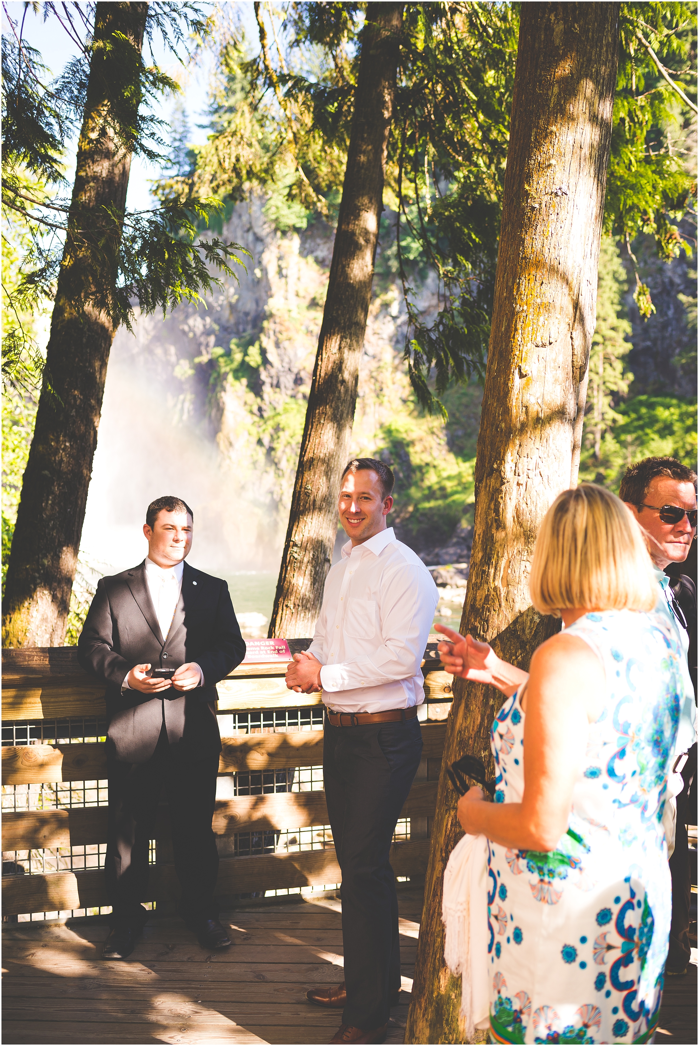 way-up-north-photography-alaska-wedding-elopement-photographer-snoqualmie-falls-elopement_0001.jpg