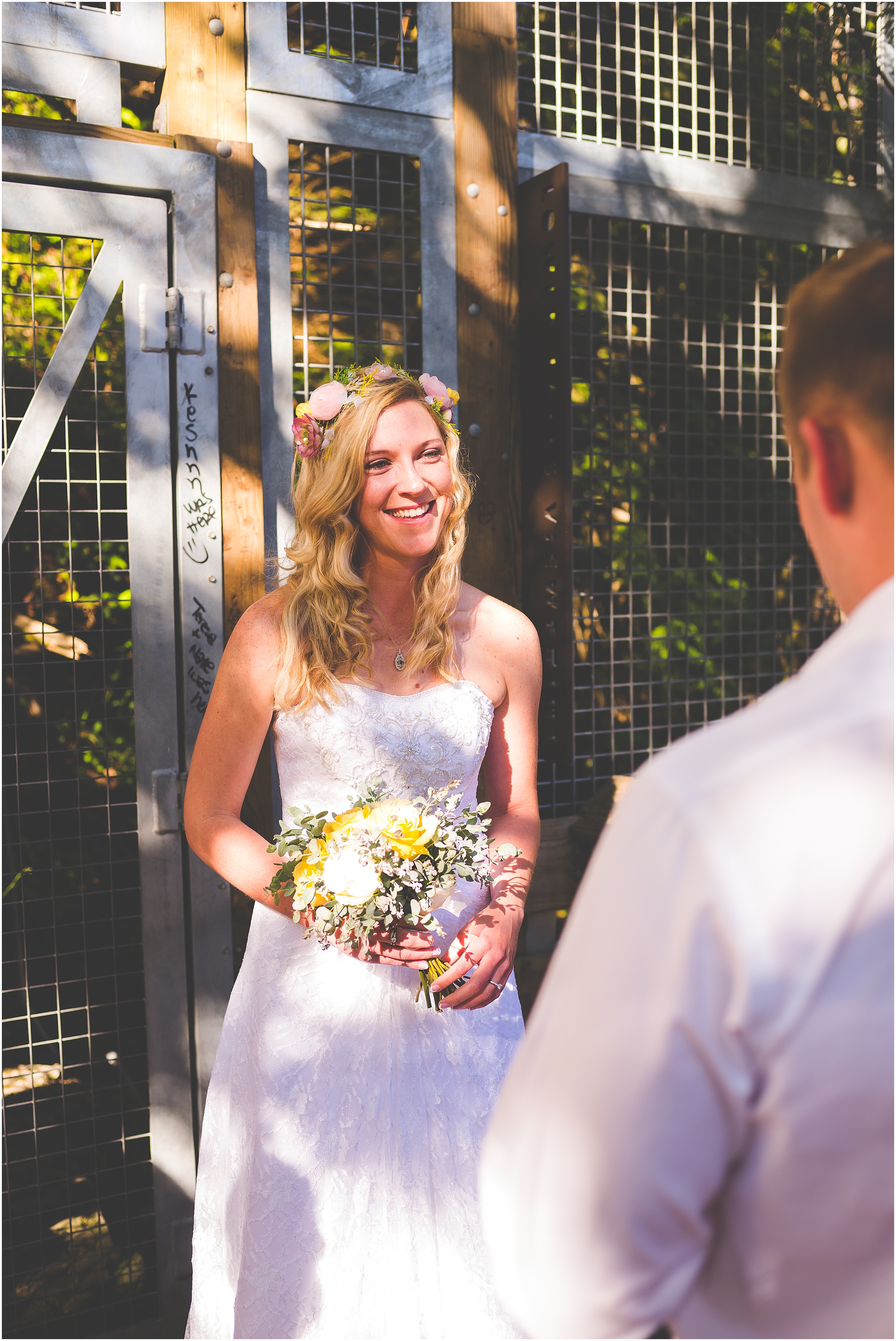 way-up-north-photography-alaska-wedding-elopement-photographer-snoqualmie-falls-elopement_0010.jpg