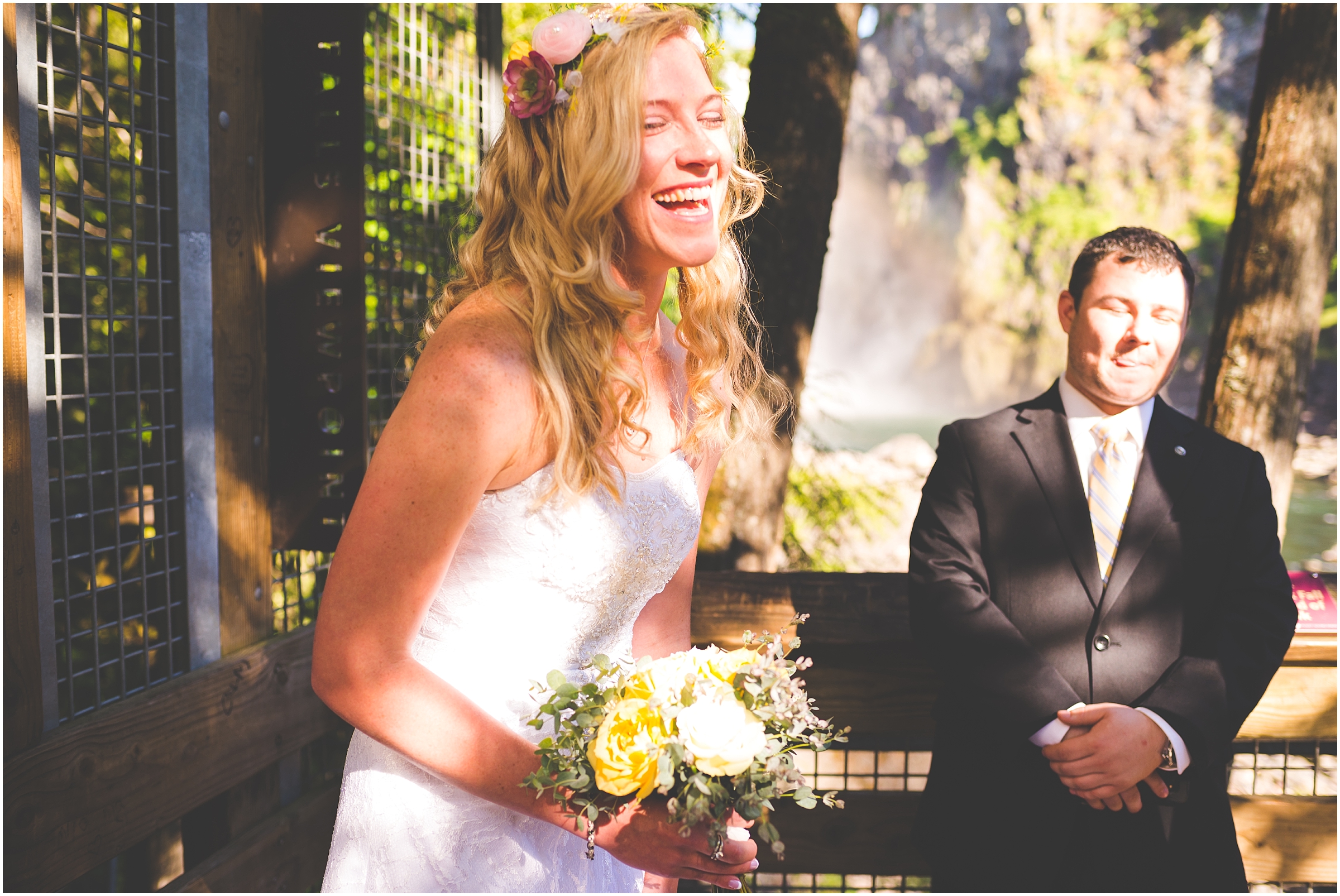 way-up-north-photography-alaska-wedding-elopement-photographer-snoqualmie-falls-elopement_0012.jpg