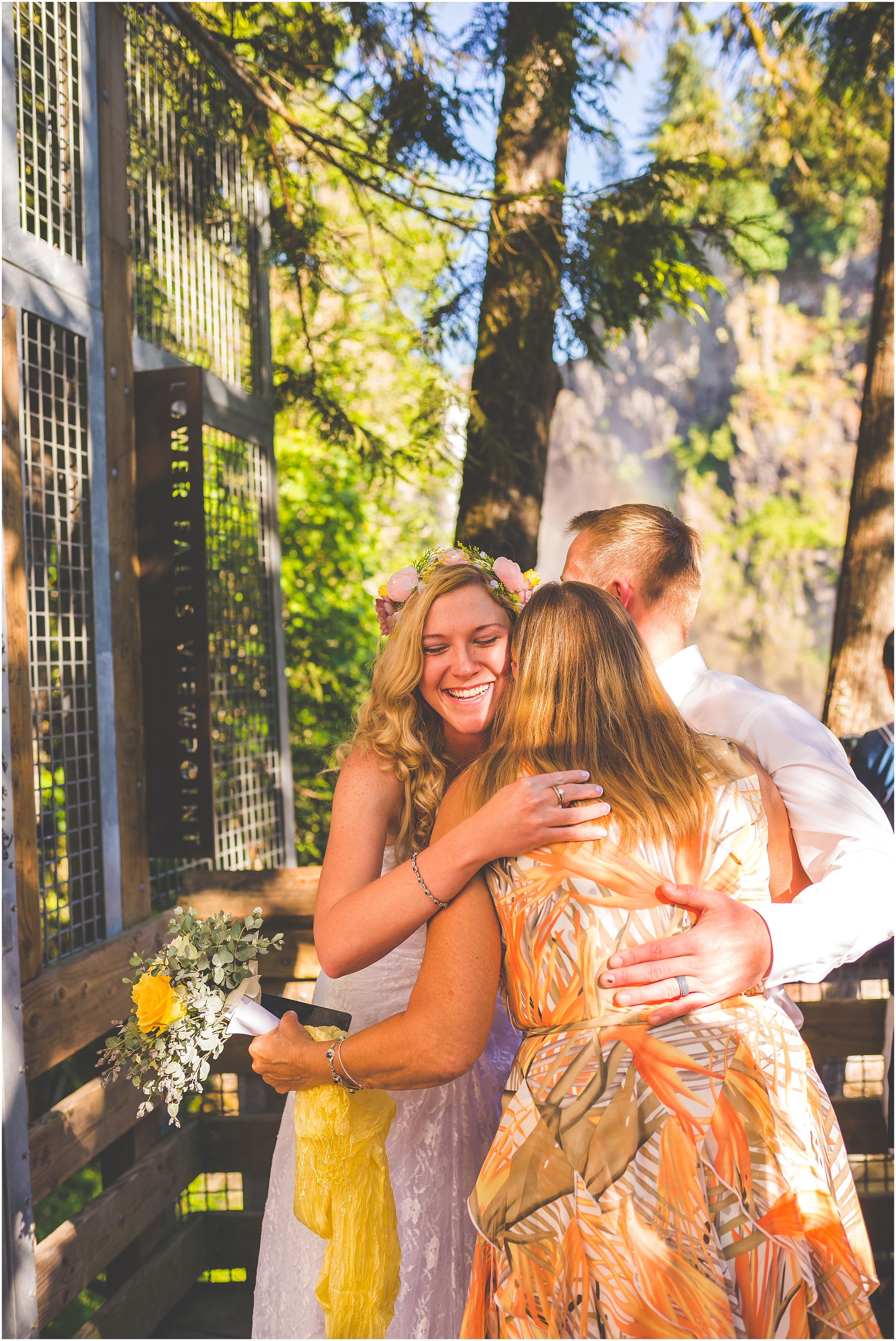 way-up-north-photography-alaska-wedding-elopement-photographer-snoqualmie-falls-elopement_0025.jpg