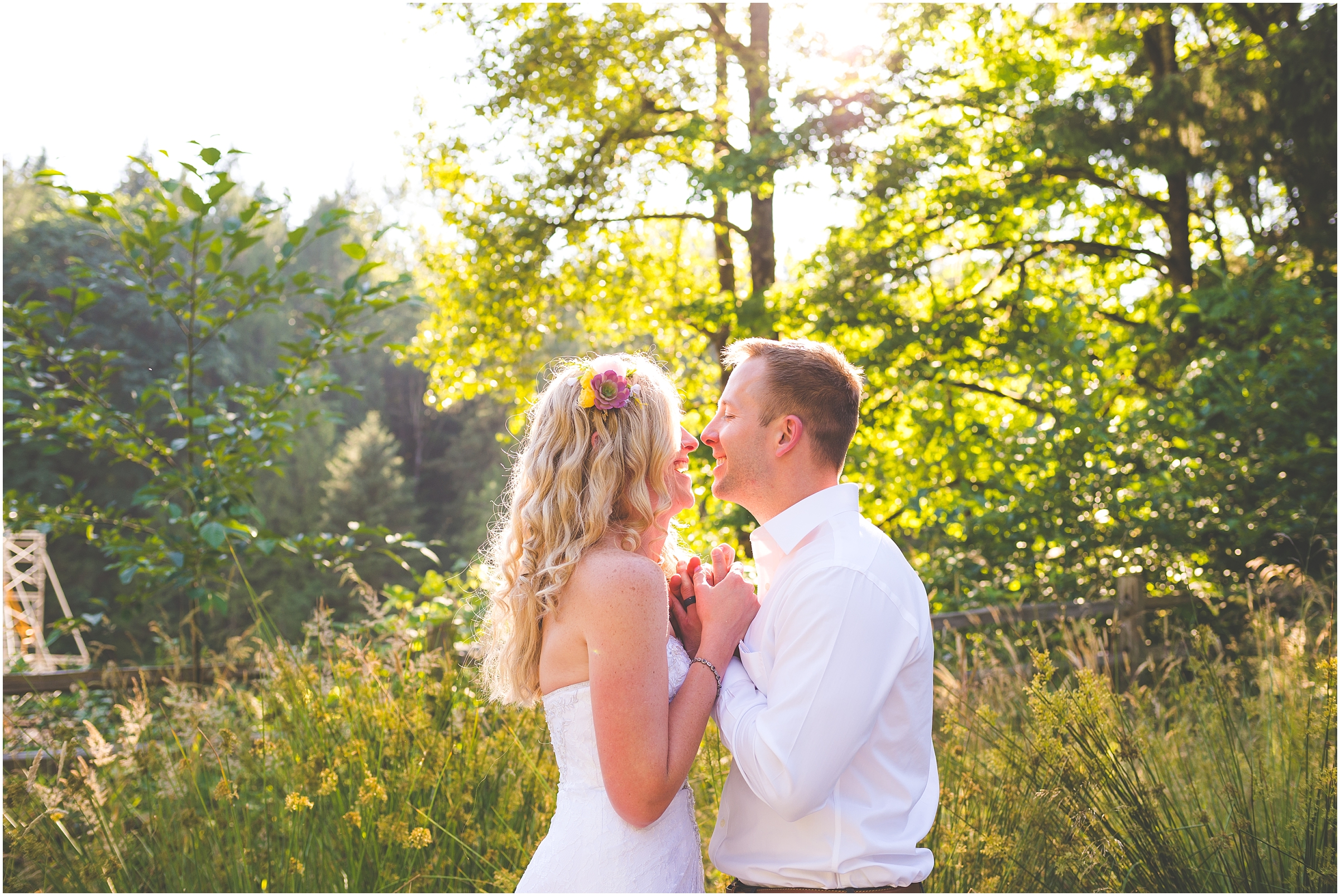 way-up-north-photography-alaska-wedding-elopement-photographer-snoqualmie-falls-elopement_0058.jpg