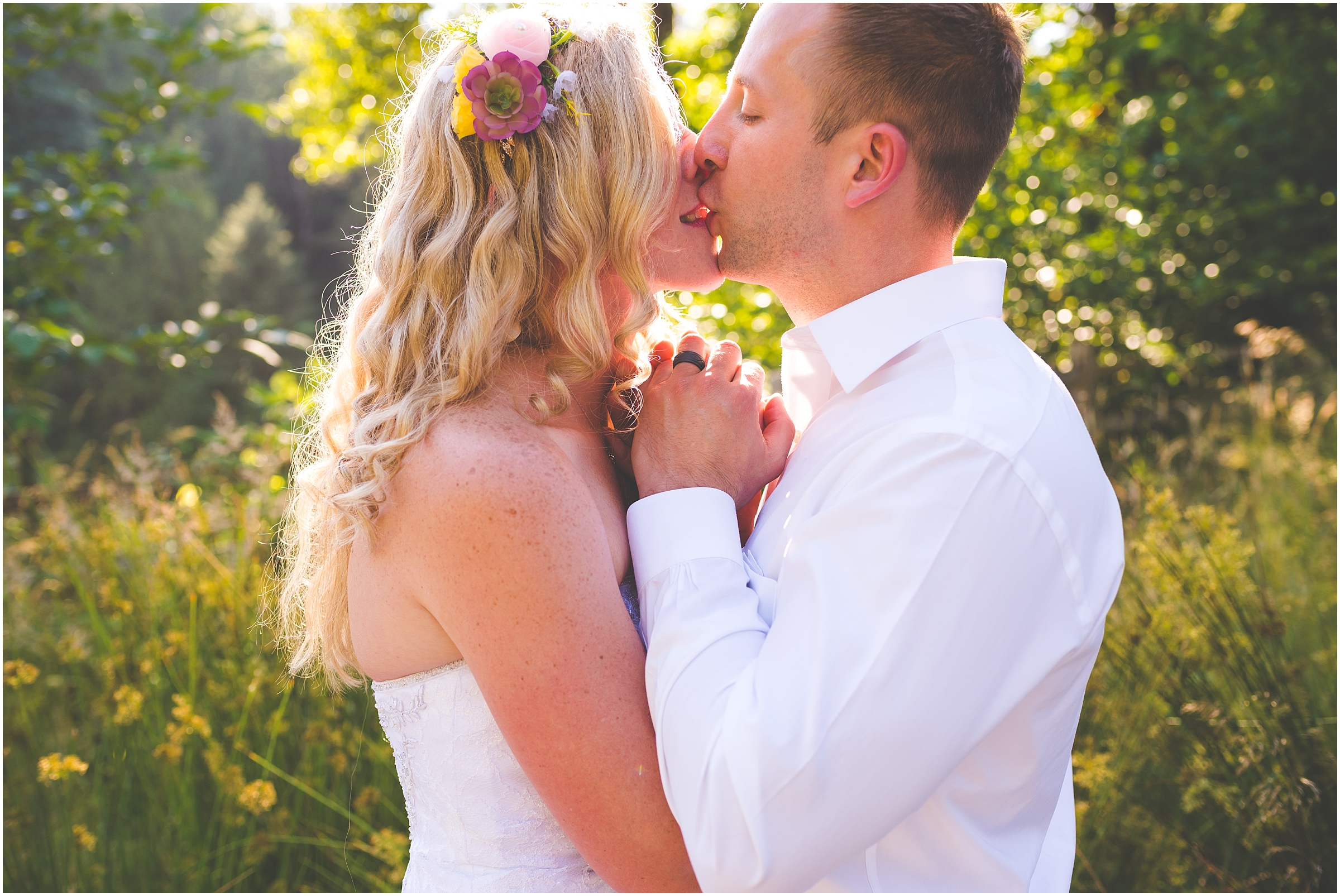 way-up-north-photography-alaska-wedding-elopement-photographer-snoqualmie-falls-elopement_0060.jpg