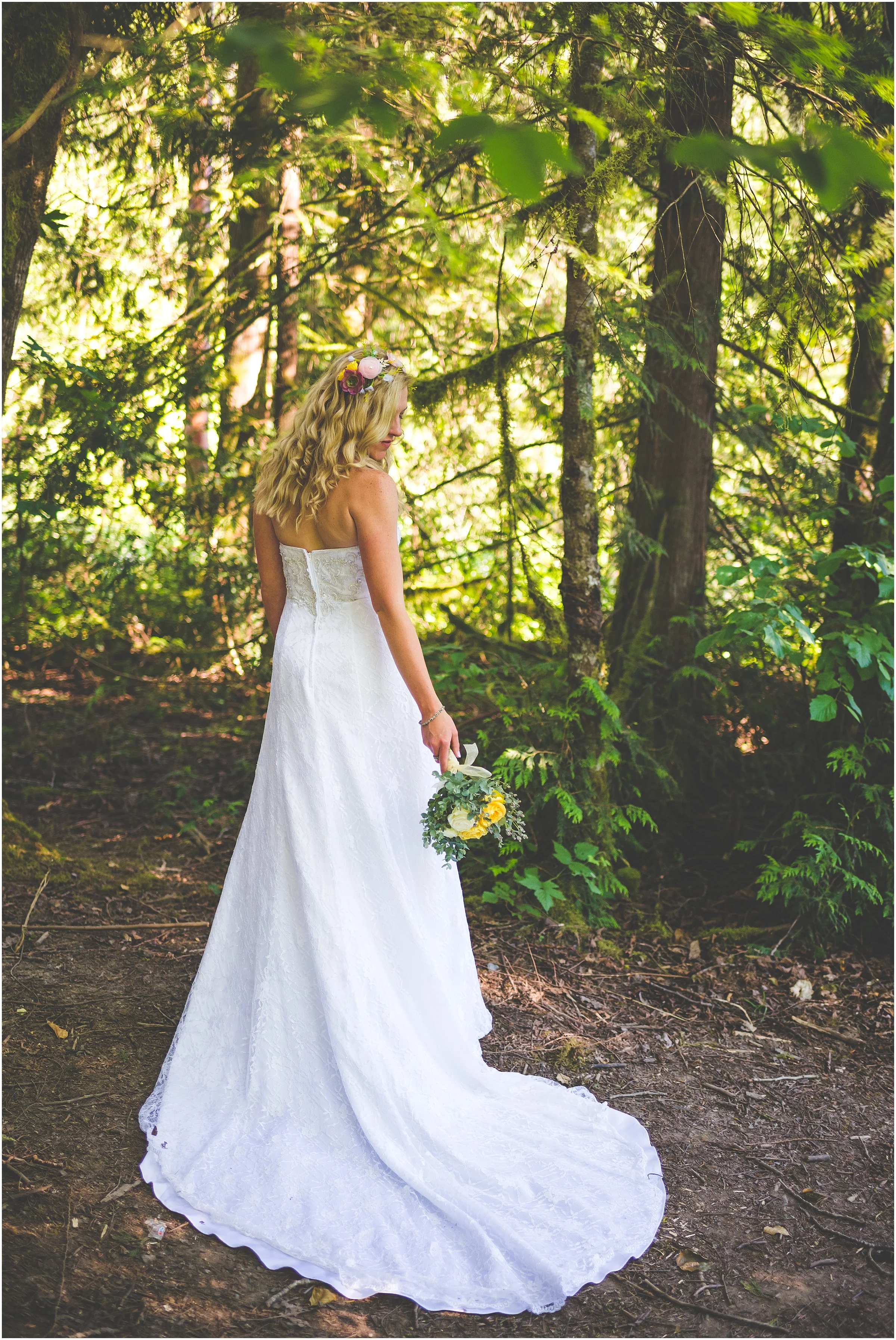 way-up-north-photography-alaska-wedding-elopement-photographer-snoqualmie-falls-elopement_0064.jpg