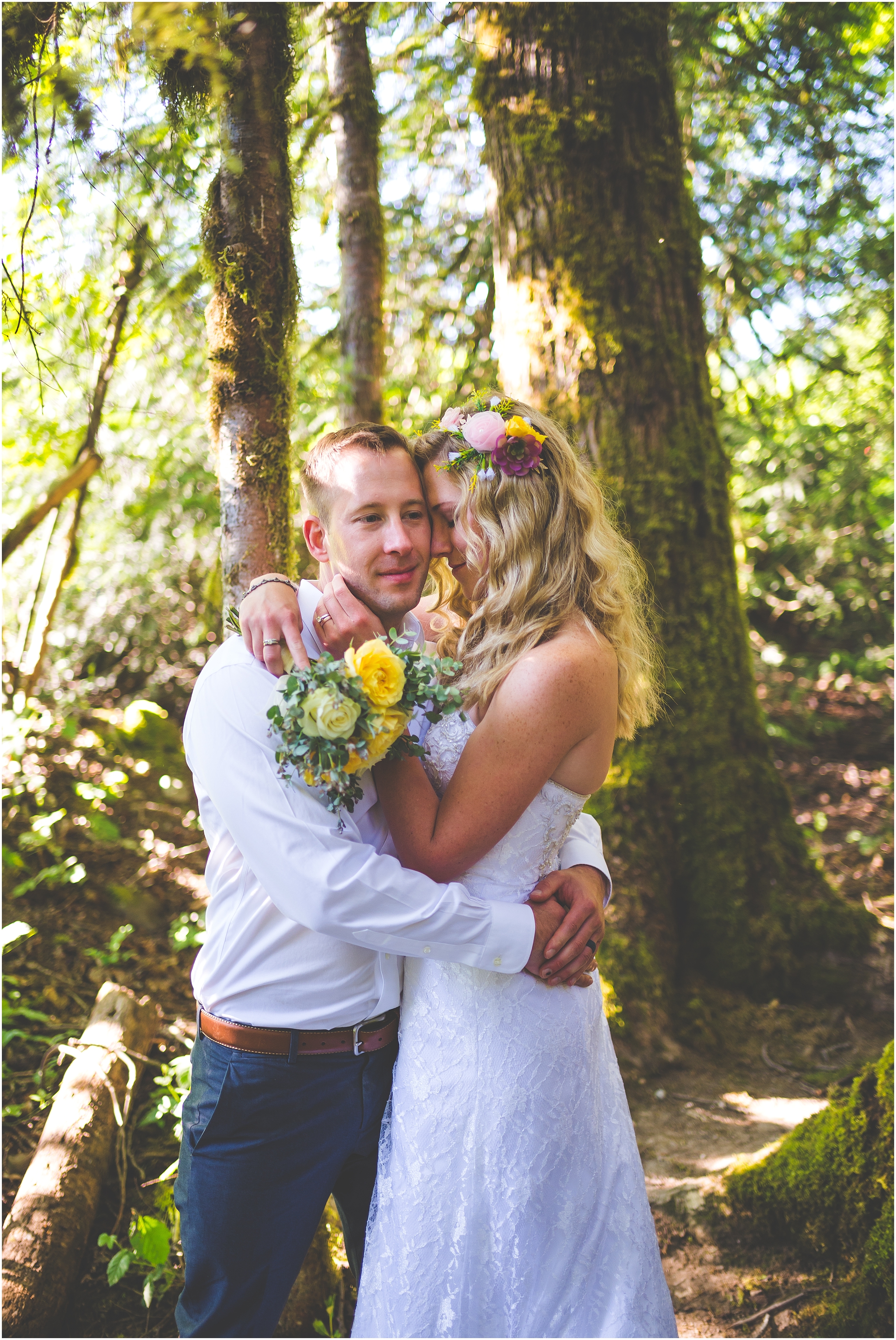 way-up-north-photography-alaska-wedding-elopement-photographer-snoqualmie-falls-elopement_0071.jpg