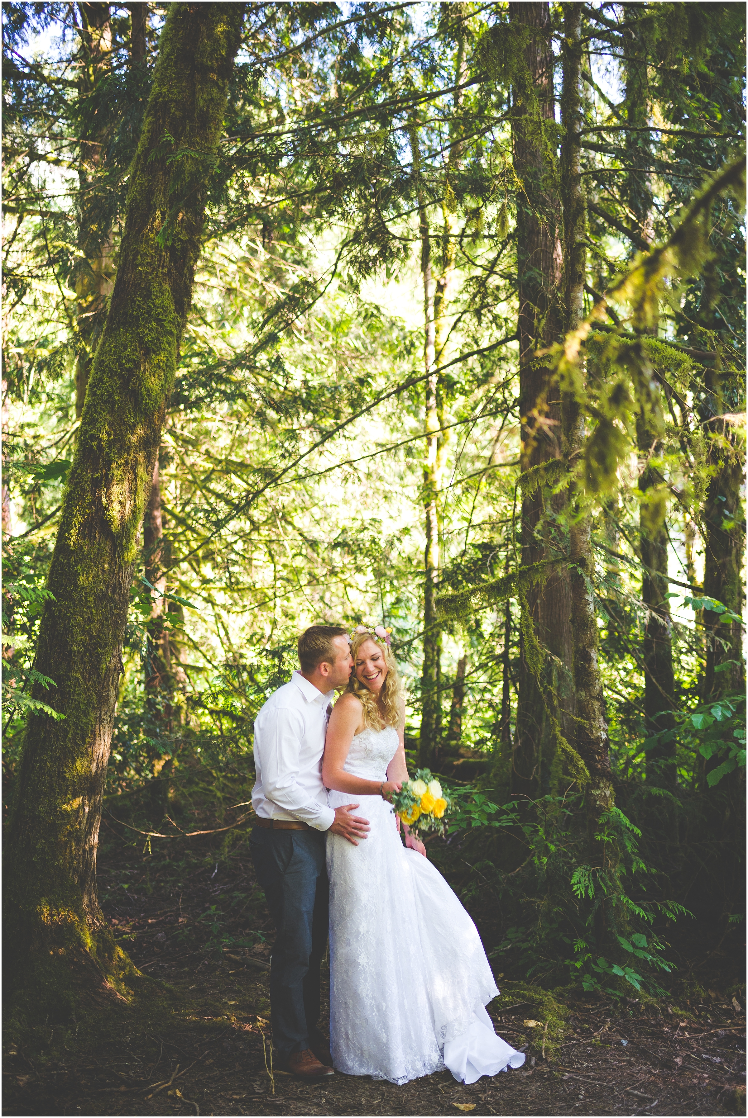 way-up-north-photography-alaska-wedding-elopement-photographer-snoqualmie-falls-elopement_0079.jpg