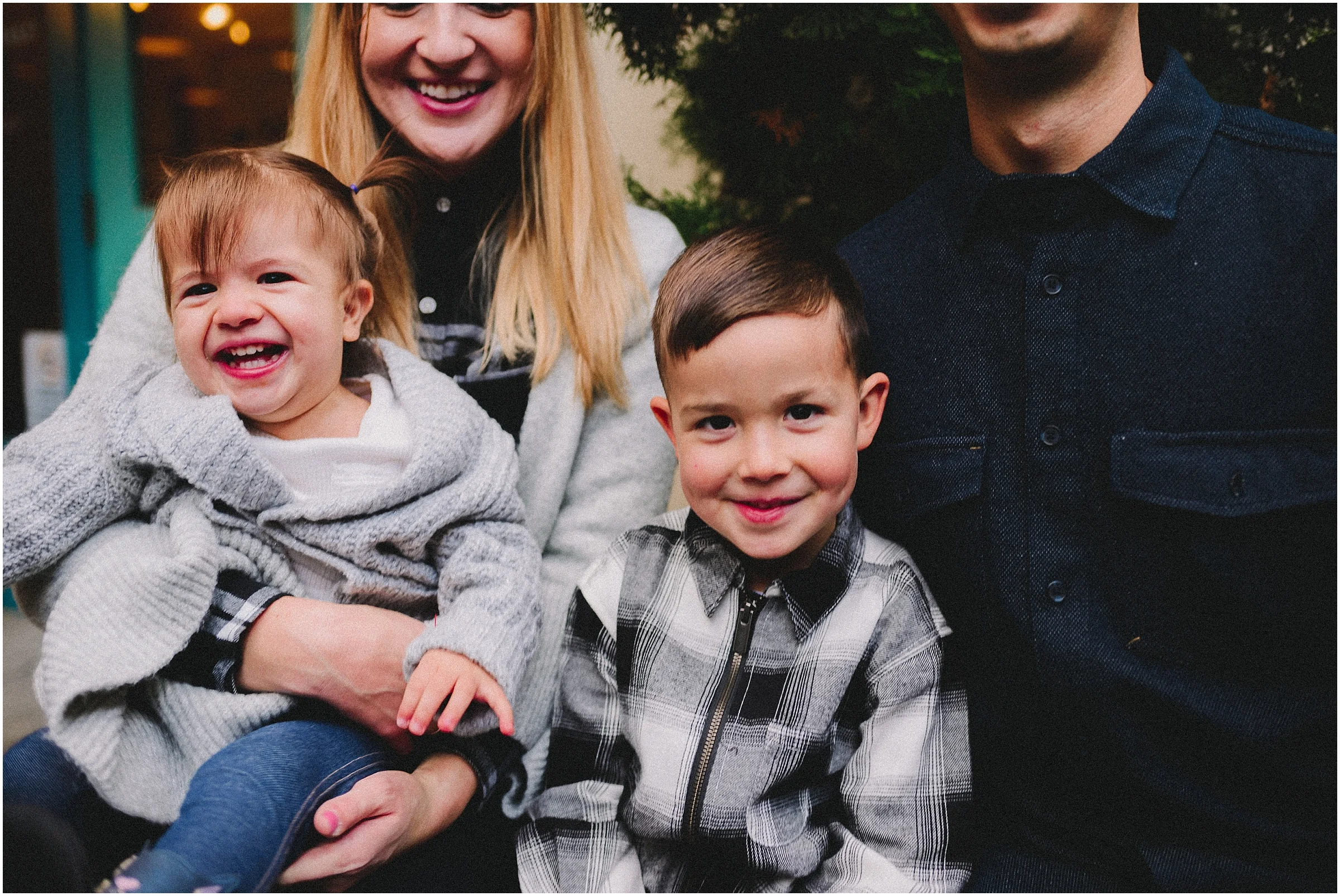 way-up-north-photography-alaska-family-photographer-downtown-seattle-family-session_0009.jpg