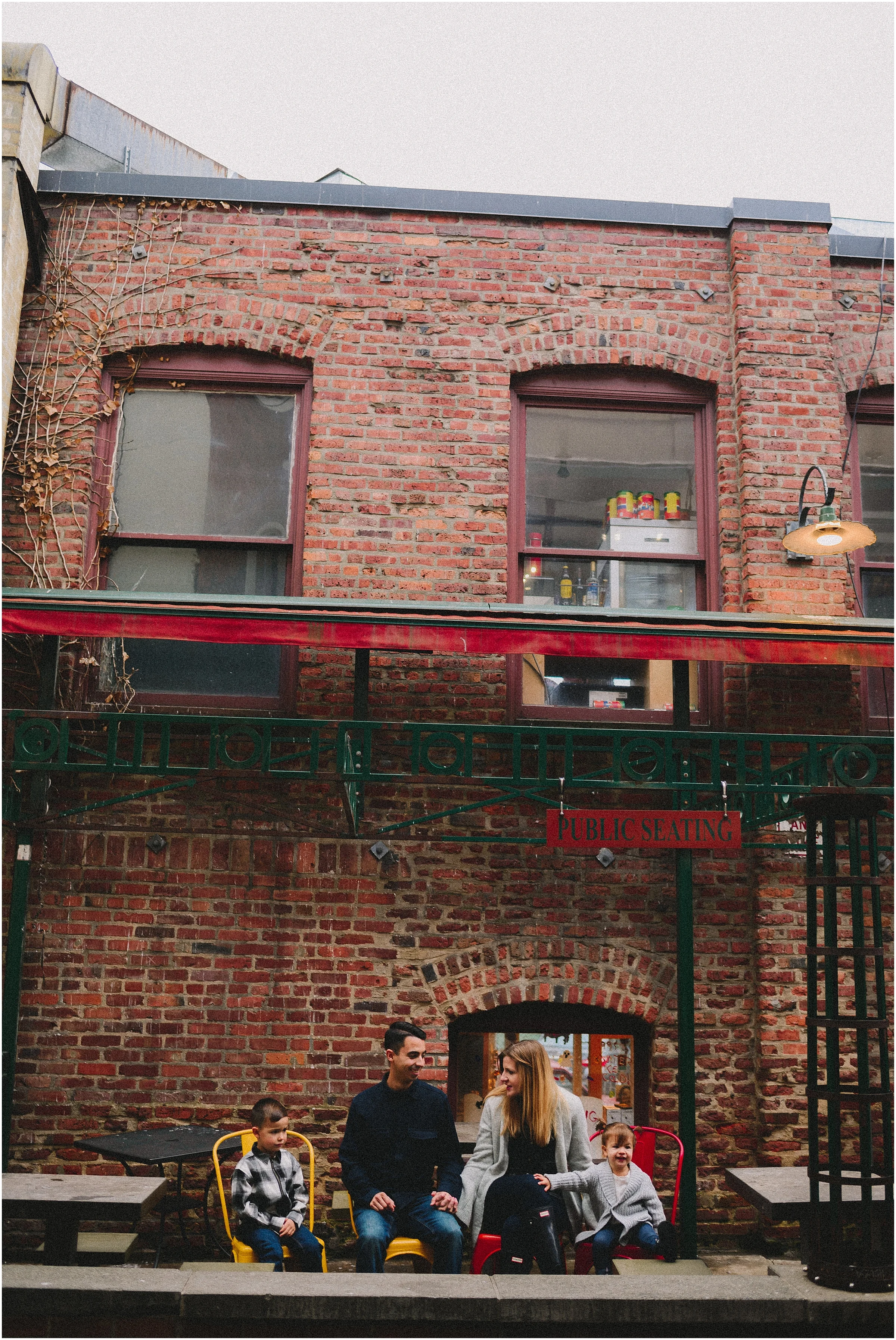 way-up-north-photography-alaska-family-photographer-downtown-seattle-family-session_0011.jpg