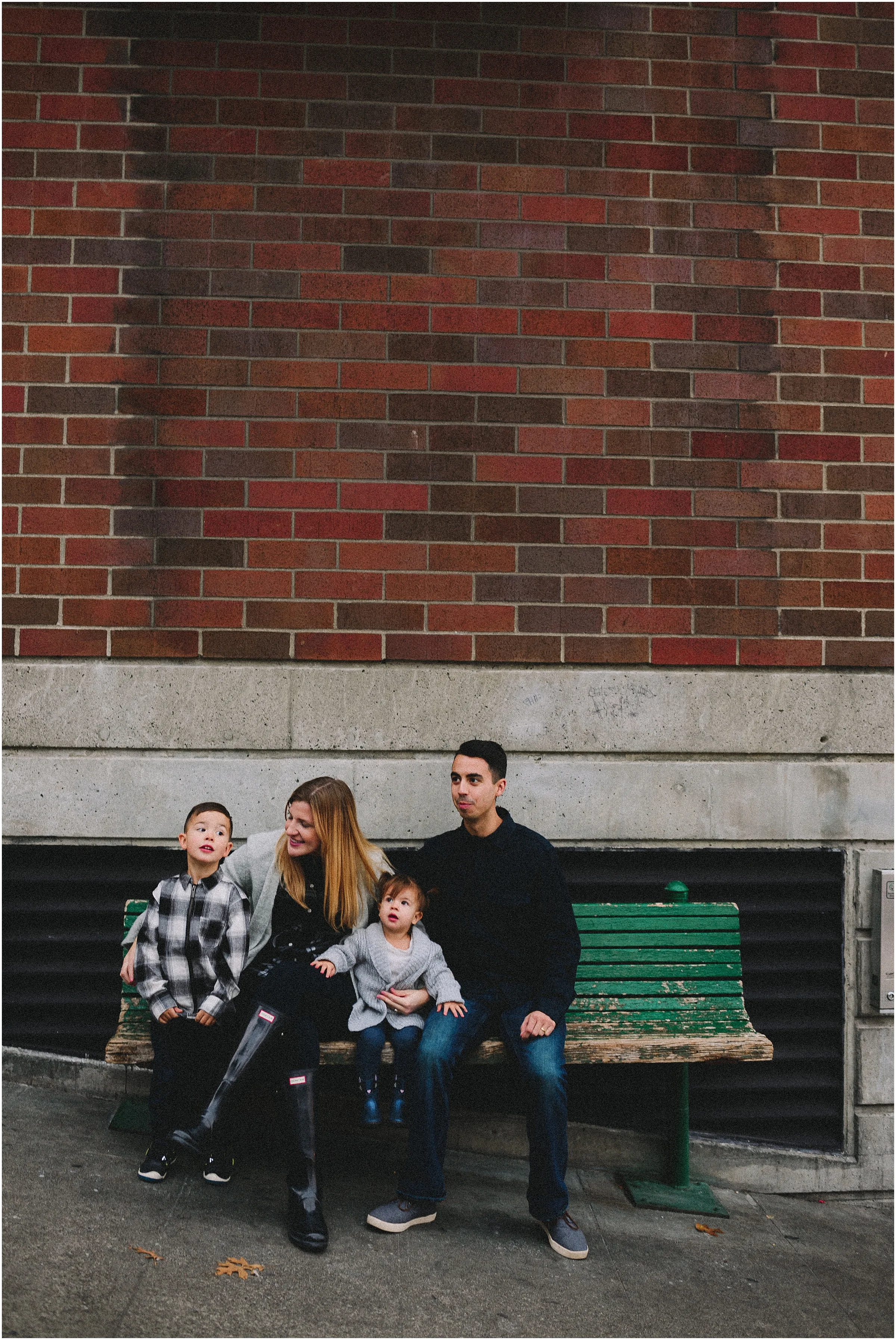 way-up-north-photography-alaska-family-photographer-downtown-seattle-family-session_0027.jpg