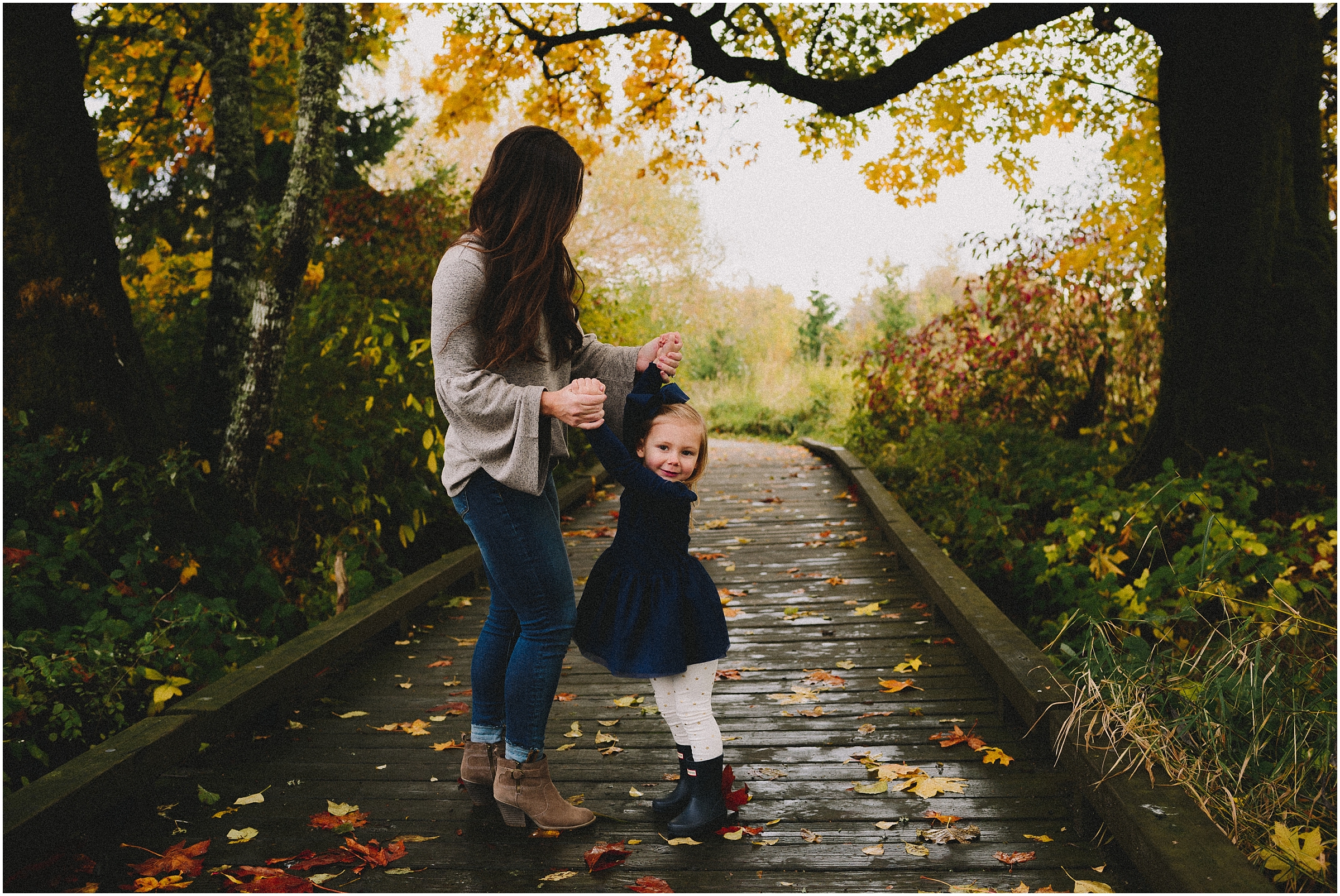 way-up-north-photography-alaska-family-photographer-nisqually-wildlife-refuge-family-session_0014.jpg