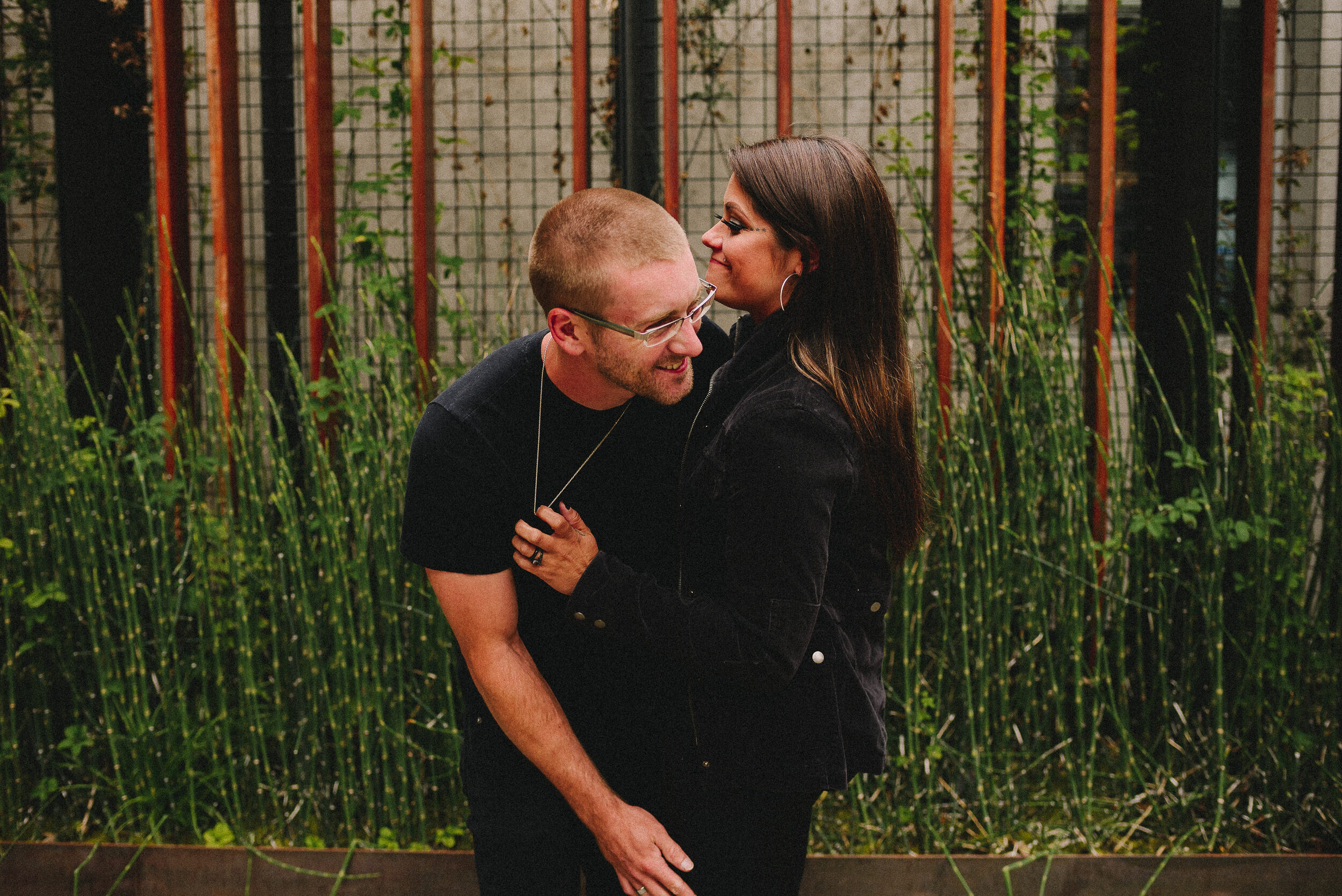 downtown-seattle-wa-engagement-session-way-up-north-photography (7).jpg