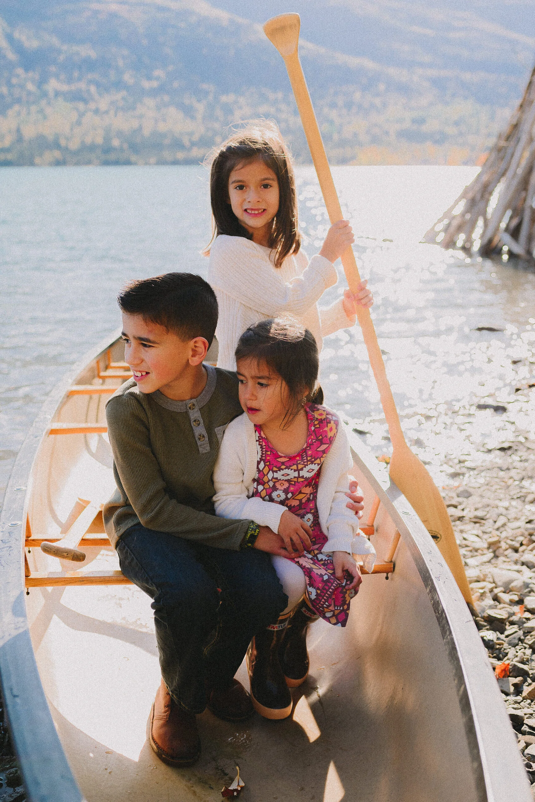 eklutna-lake-family-session-alaska-way-up-north-photography (272).jpg