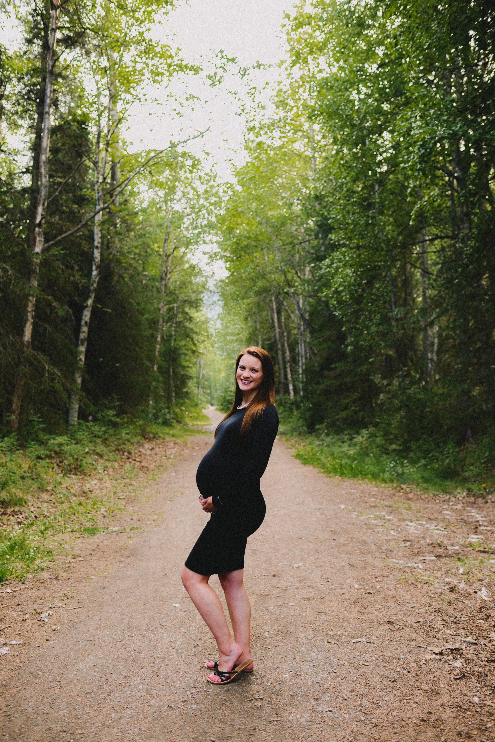 eklutna-lake-alaska-maternity-session-way-up-north-photography-lifestyle-photographer (232).jpg