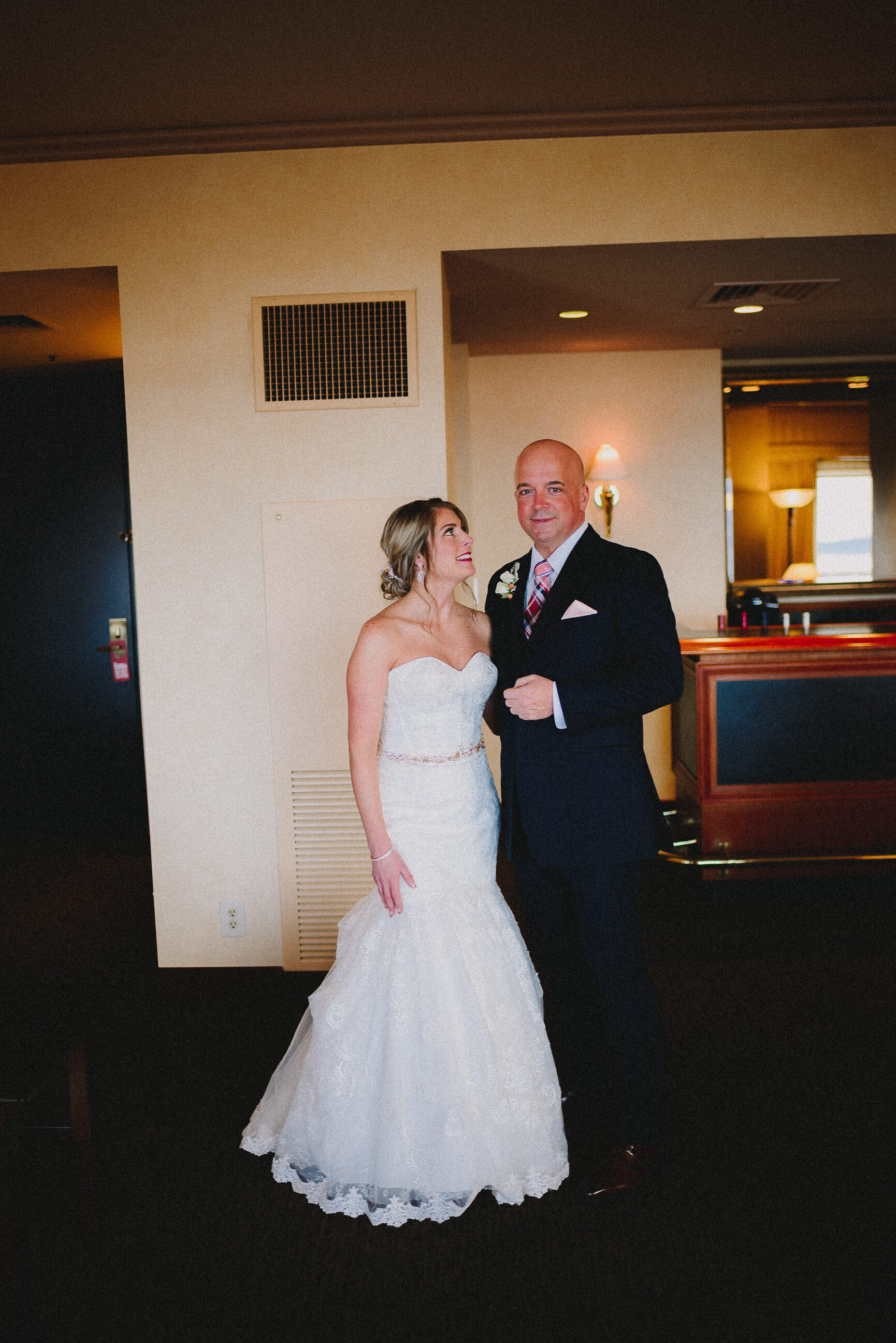 hotel-captain-cook-intimate-wedding-anchorage-alaska-way-up-north-photography (72).jpg