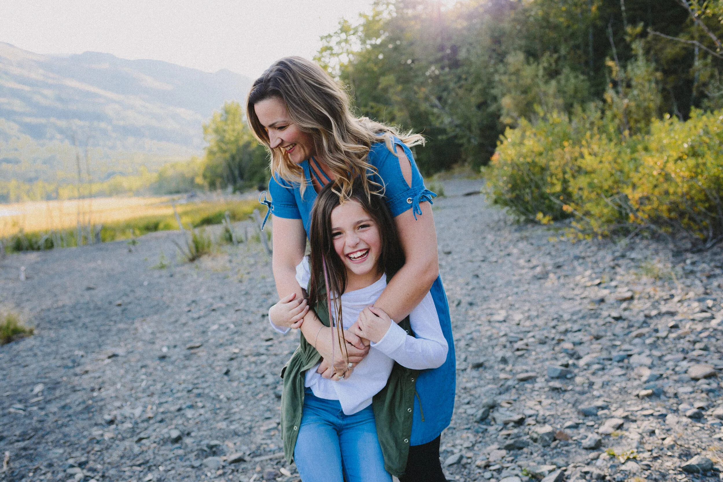 Tippey | Eklutna Lake Family Session