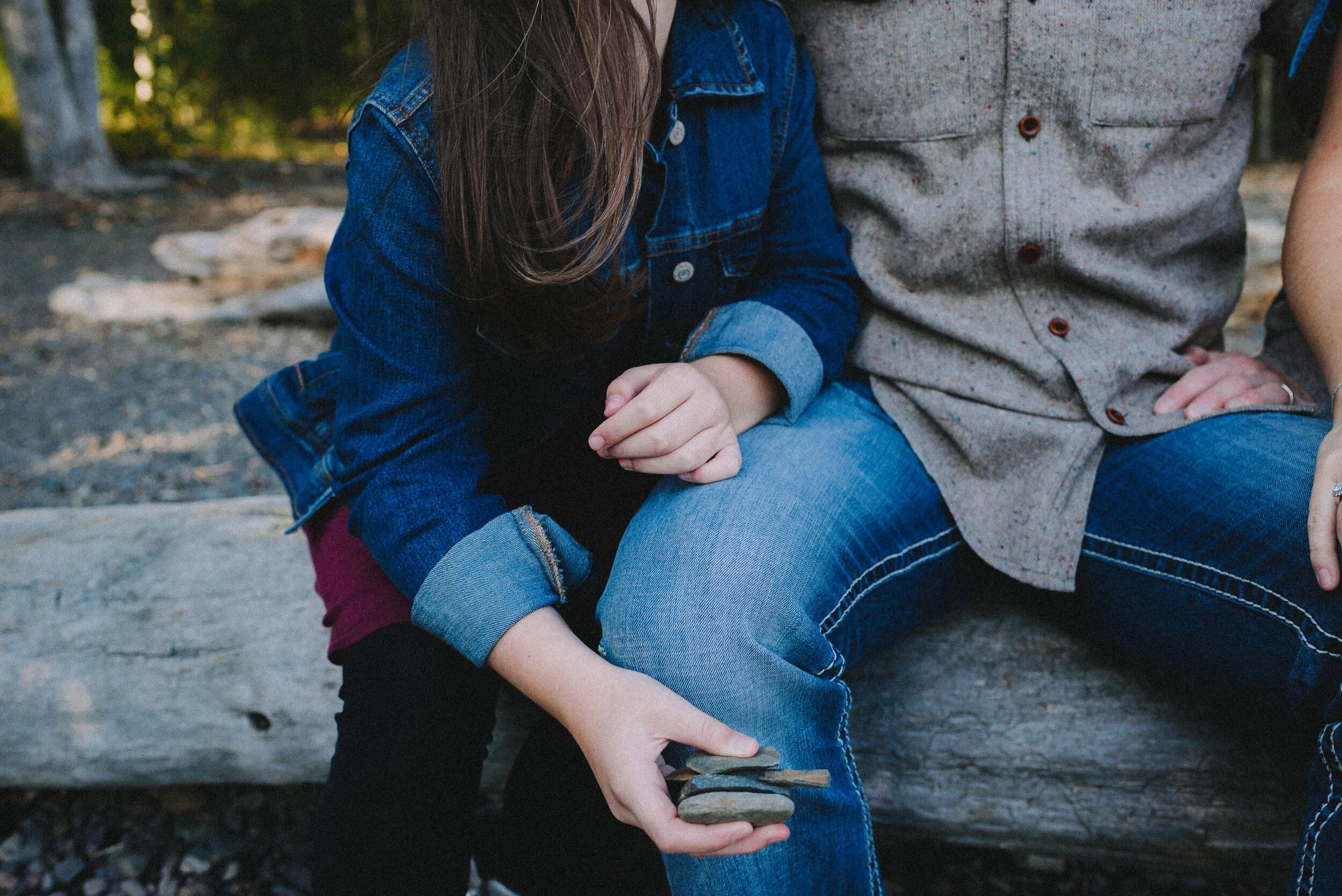 eklutna-lake-fall-family-session-alaska-way-up-north-photography (72).jpg