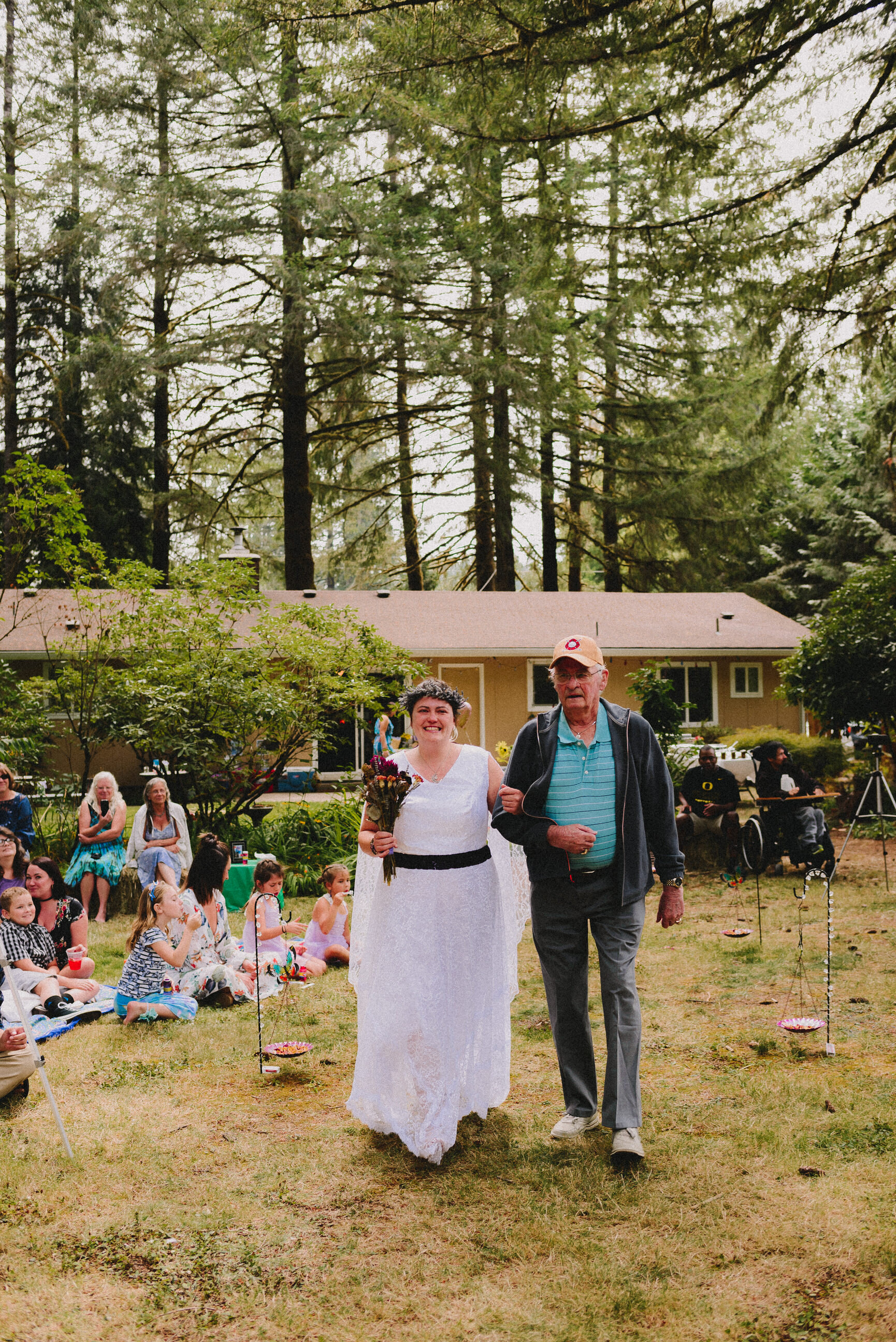 oregon-intimate-backyard-wedding-way-up-north-photography (533).jpg