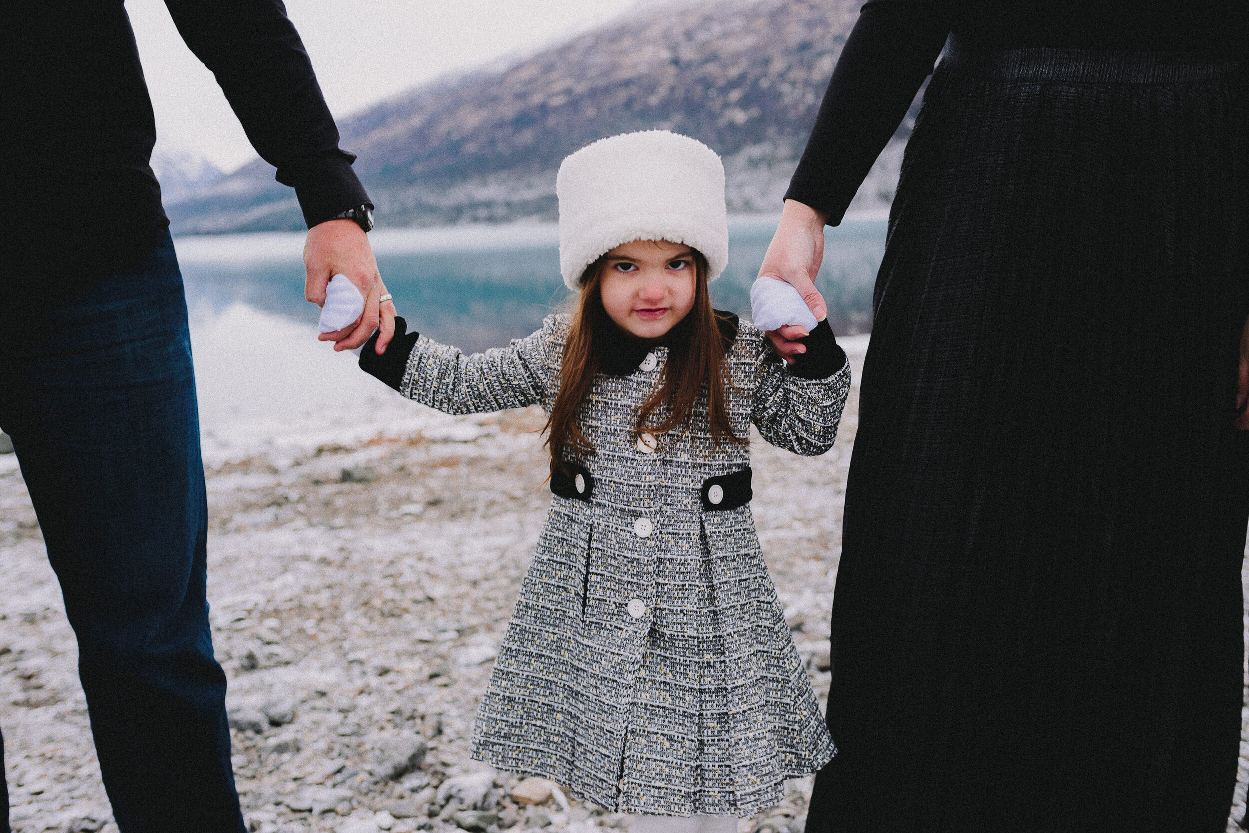 eklutna-lake-family-session-alaska-photographer-way-up-north-photography (69).jpg