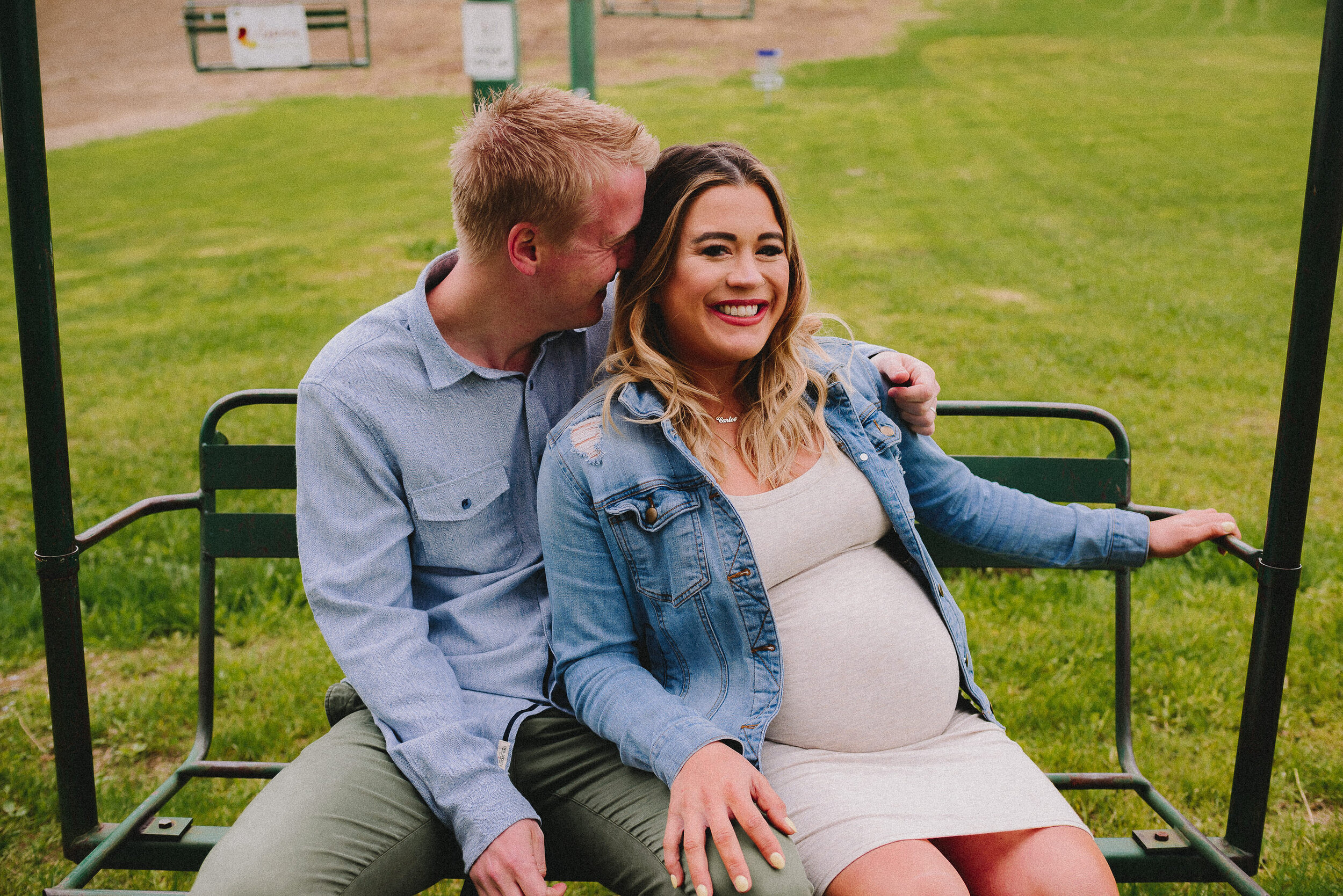 hilltop-ski-area-maternity-session-anchorage-alaska-photographer-way-up-north-photography (8).jpg