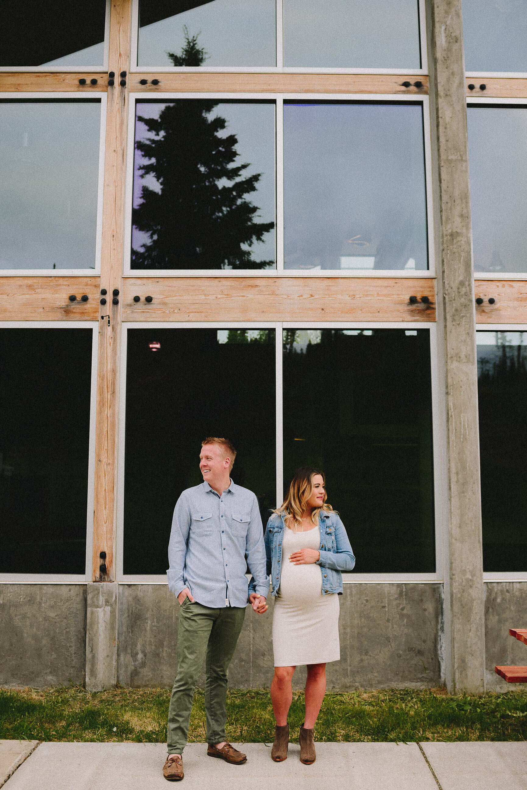 hilltop-ski-area-maternity-session-anchorage-alaska-photographer-way-up-north-photography (59).jpg