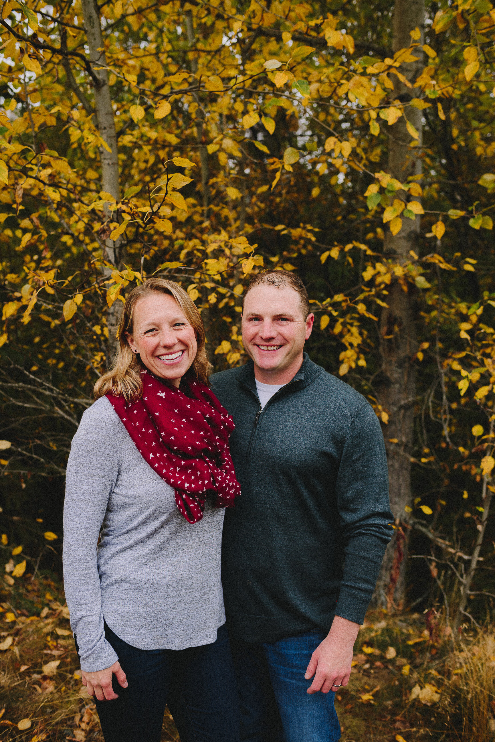 north-fork-eagle-river-fall-family-session-alaska-photographer-way-up-north-photography (437).jpg