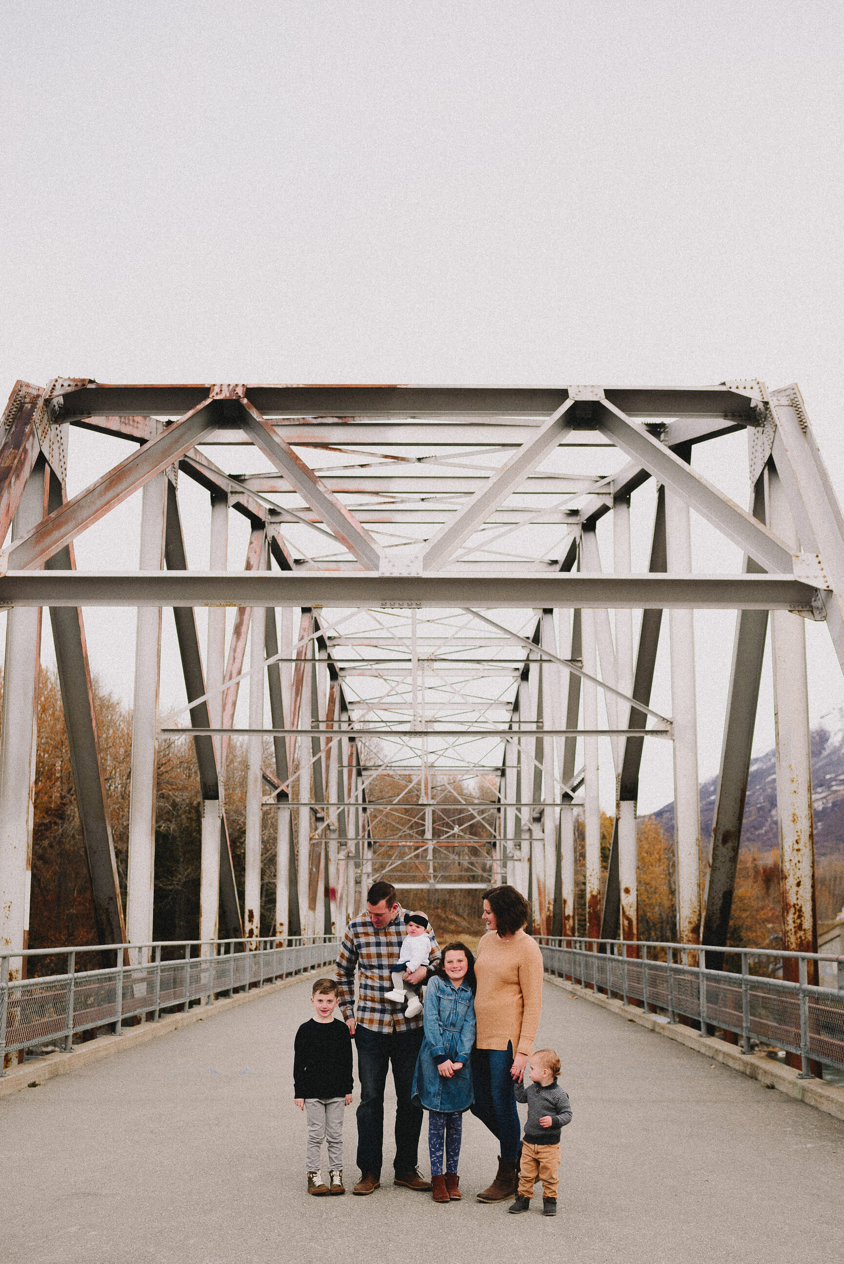 Townson | Old Matanuska Bridge Fall Family Session