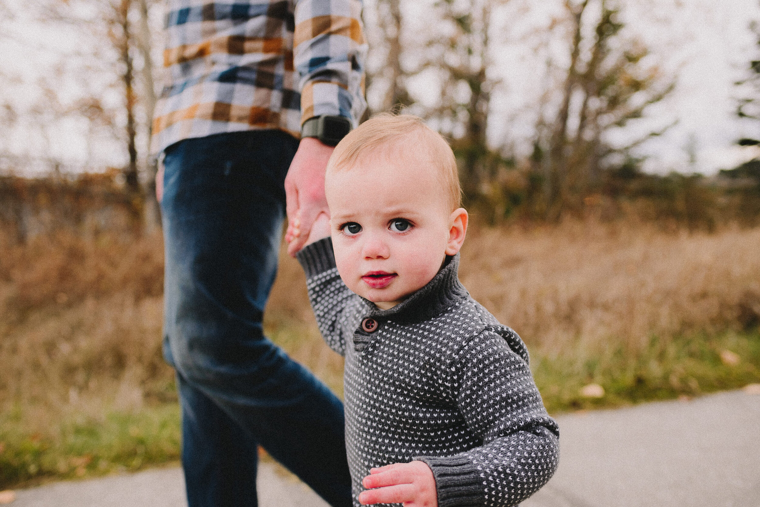 old-matanuska-bridge-palmer-alaska-family-session-way-up-north-photography (113).jpg