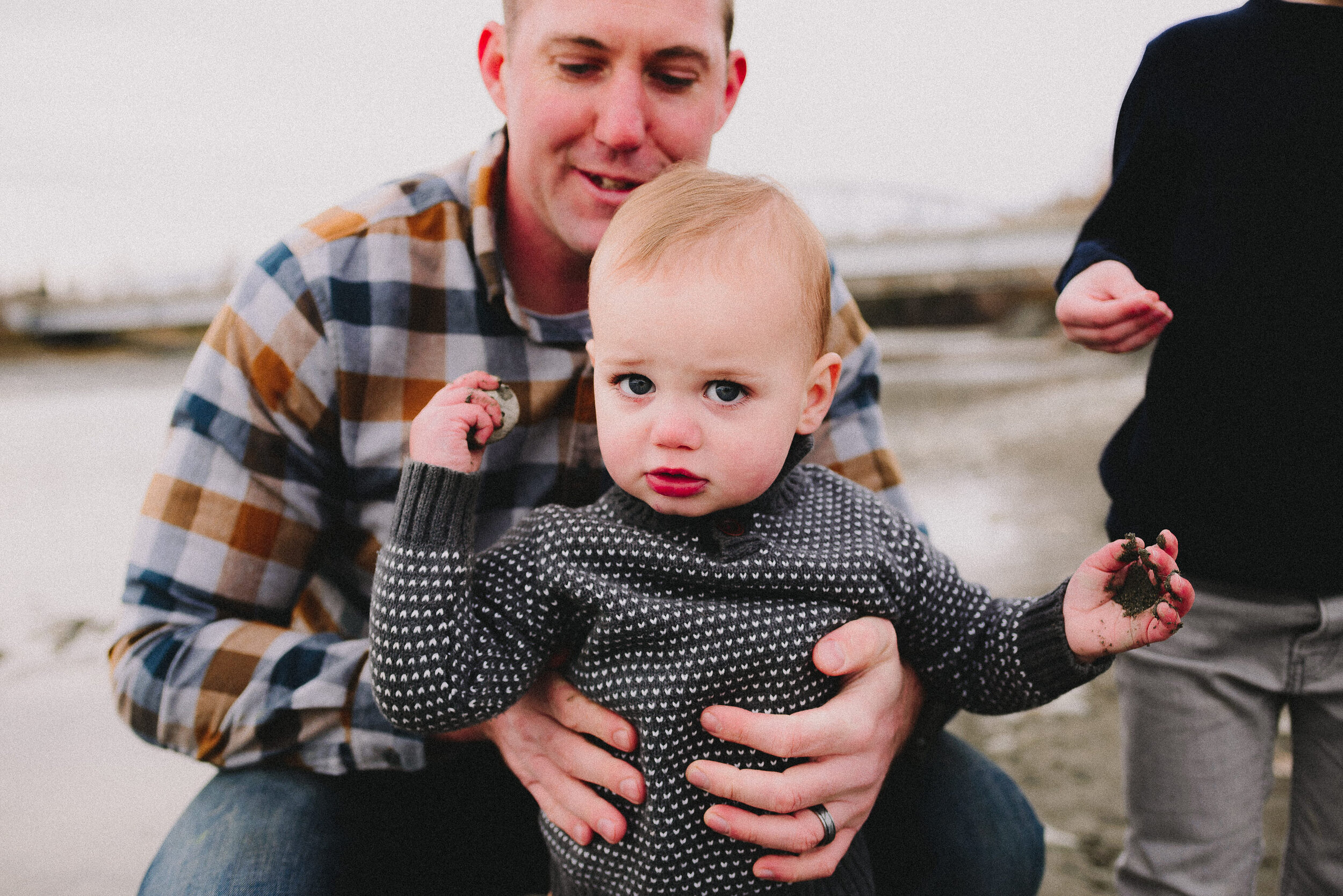 old-matanuska-bridge-palmer-alaska-family-session-way-up-north-photography (153).jpg