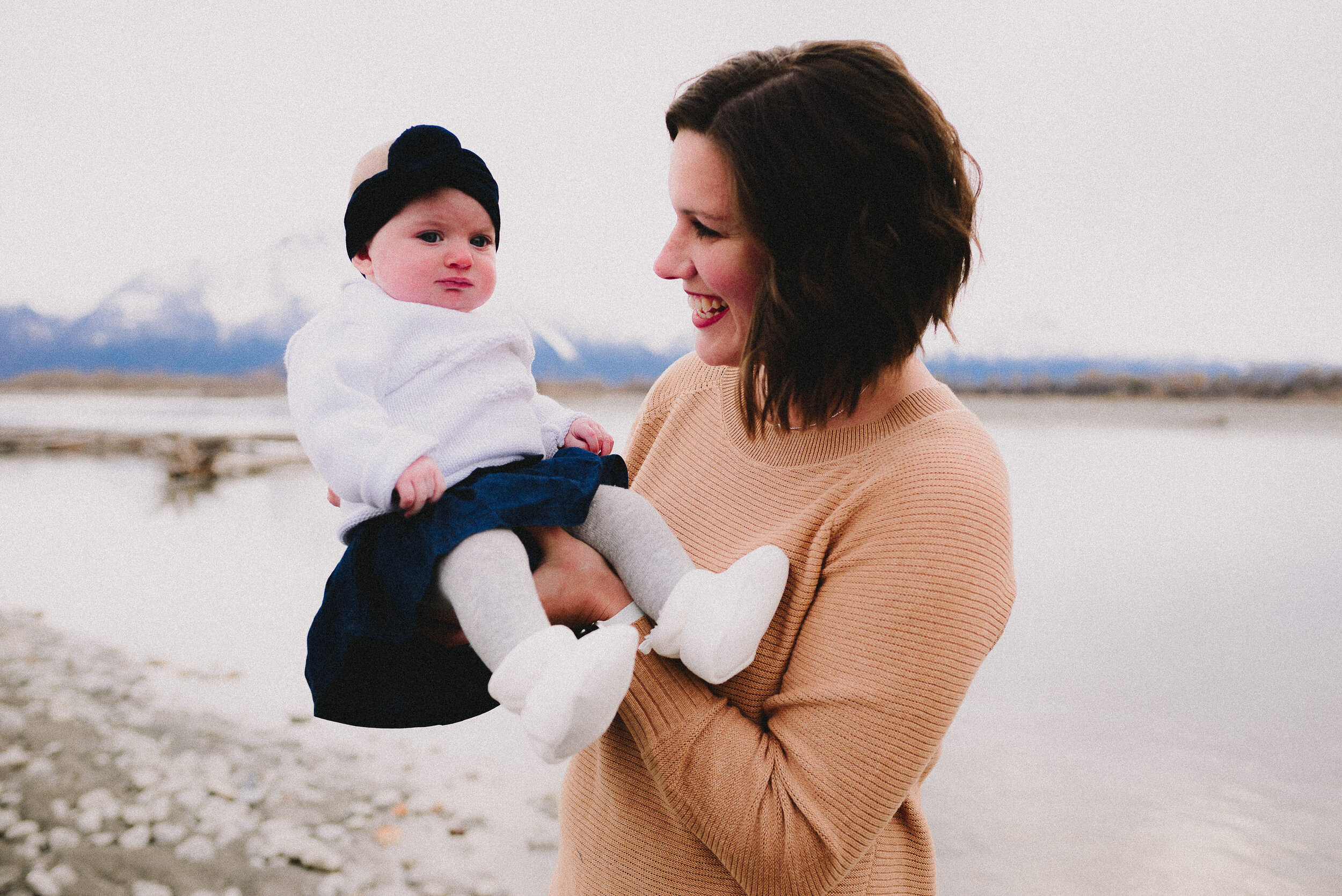 old-matanuska-bridge-palmer-alaska-family-session-way-up-north-photography (176).jpg