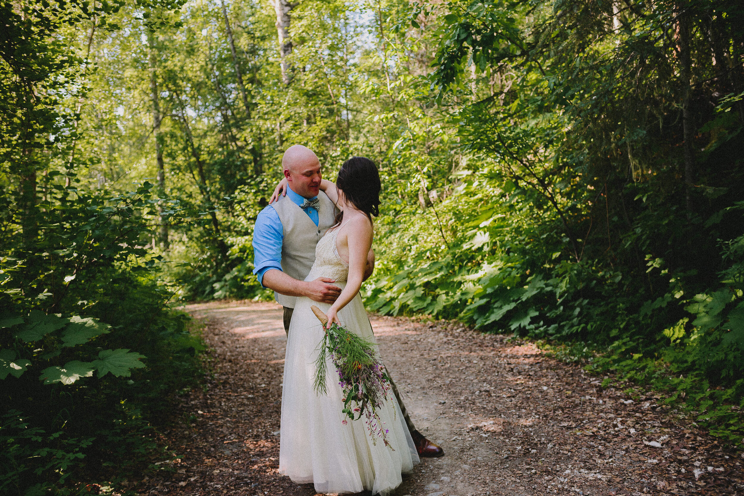 talkeetna-christiansen-lake-fourth-of-july-intimate-wedding-alaska-photographer-way-up-north-photography (282).jpg