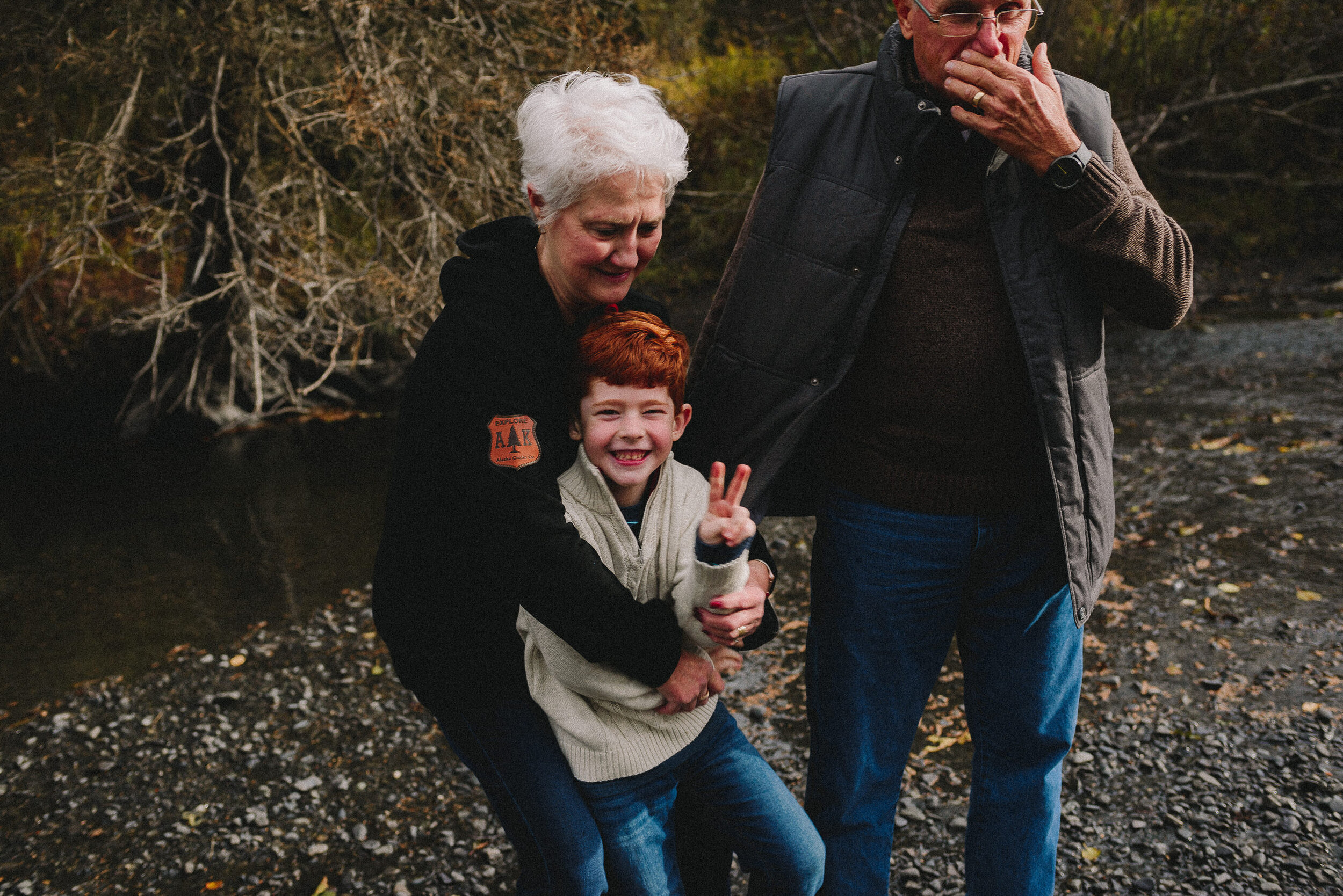north-fork-eagle-river-fall-family-session-alaska-photographer-way-up-north-photography (59).jpg