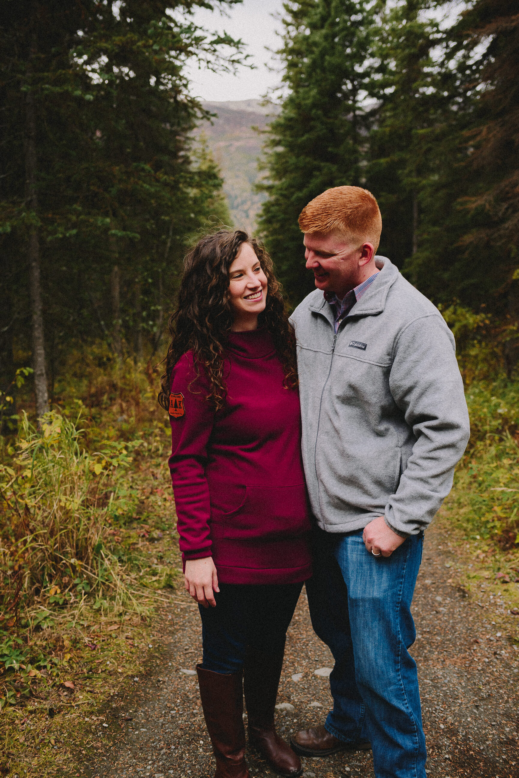 north-fork-eagle-river-fall-family-session-alaska-photographer-way-up-north-photography (150).jpg