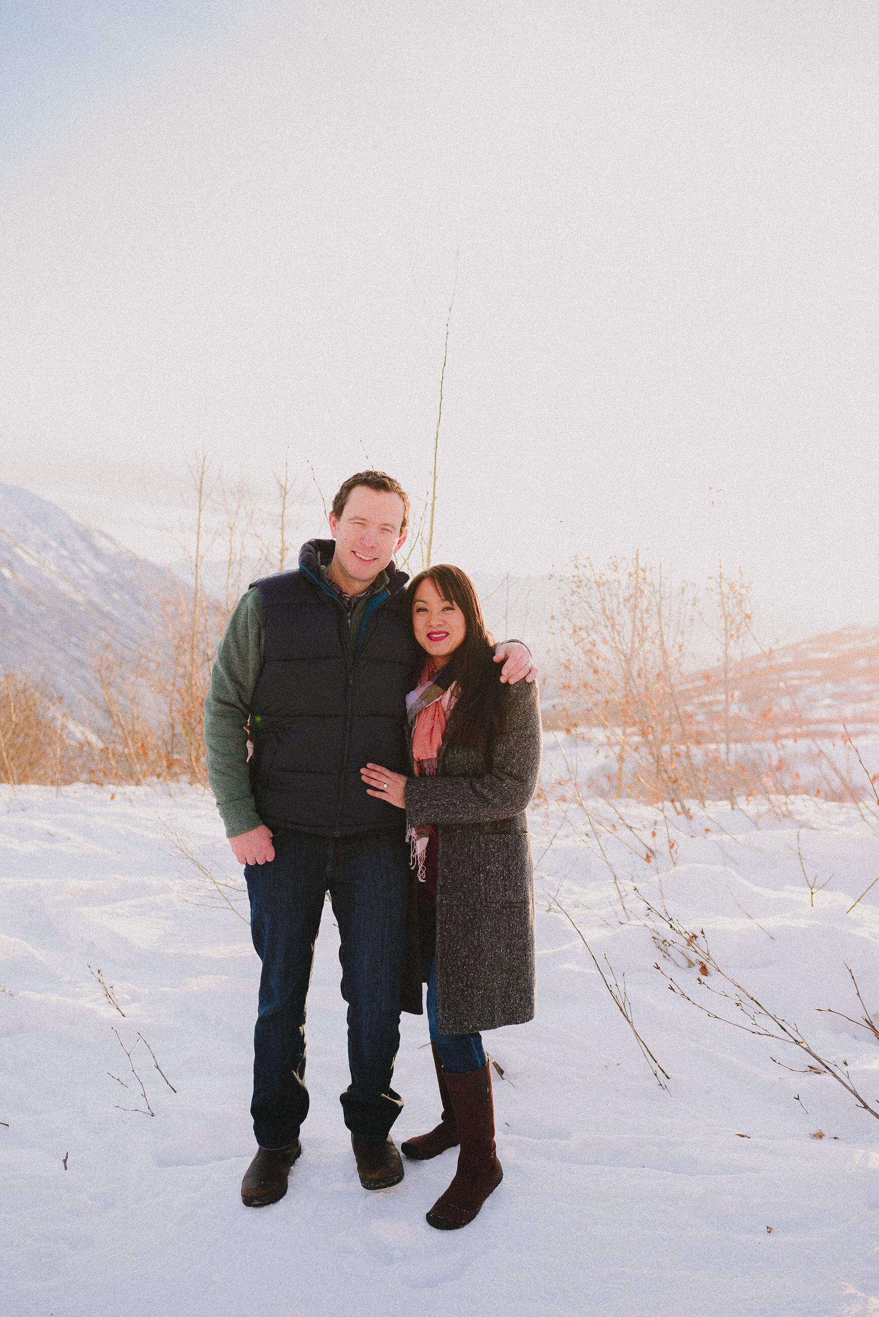 hatcher-pass-lodge-winter-family-session-alaska-photographer-way-up-north-photography (394).jpg