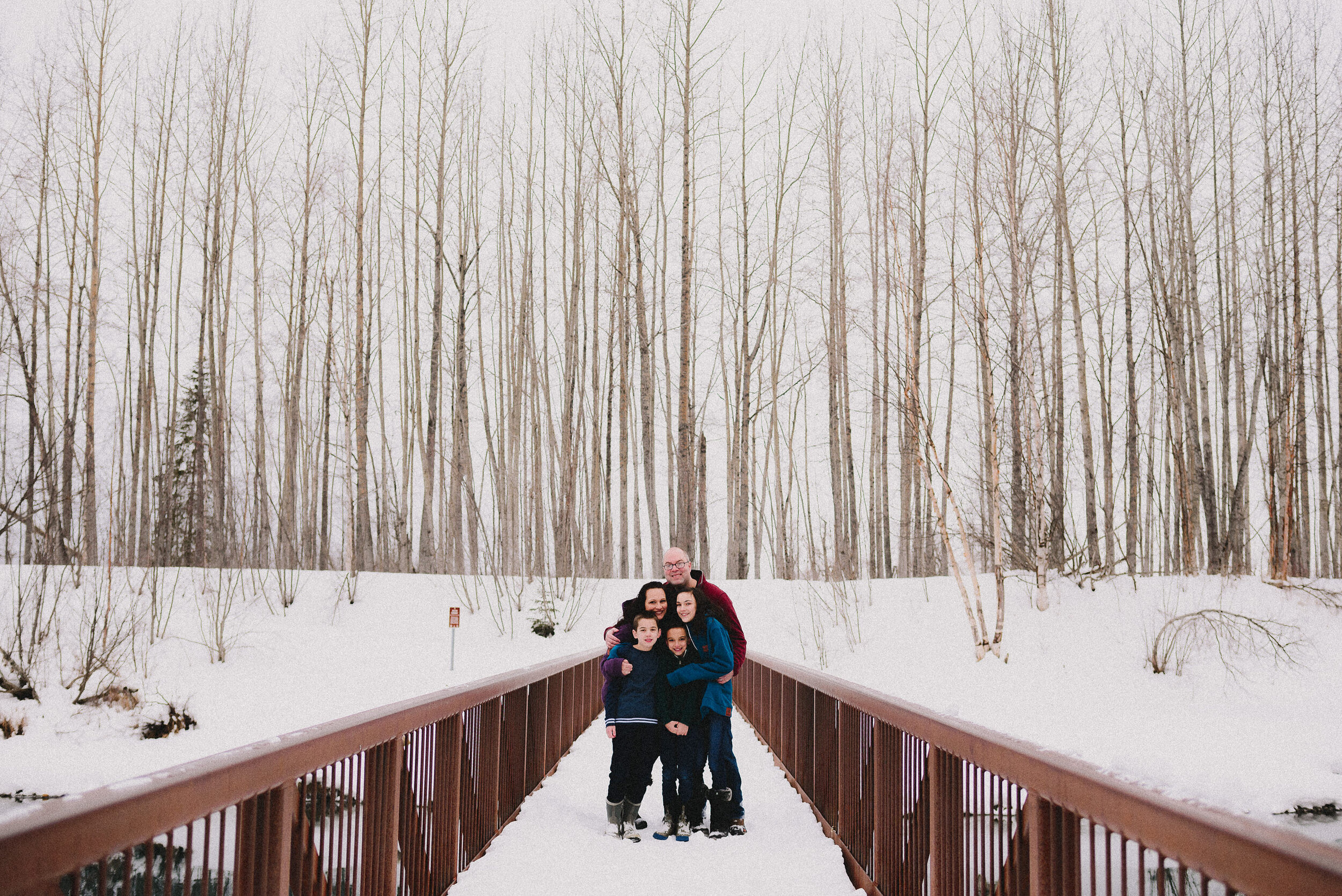 eklutna-tailrace-winter-family-session-palmer-alaska-photographer-way-up-north-photography (19).jpg
